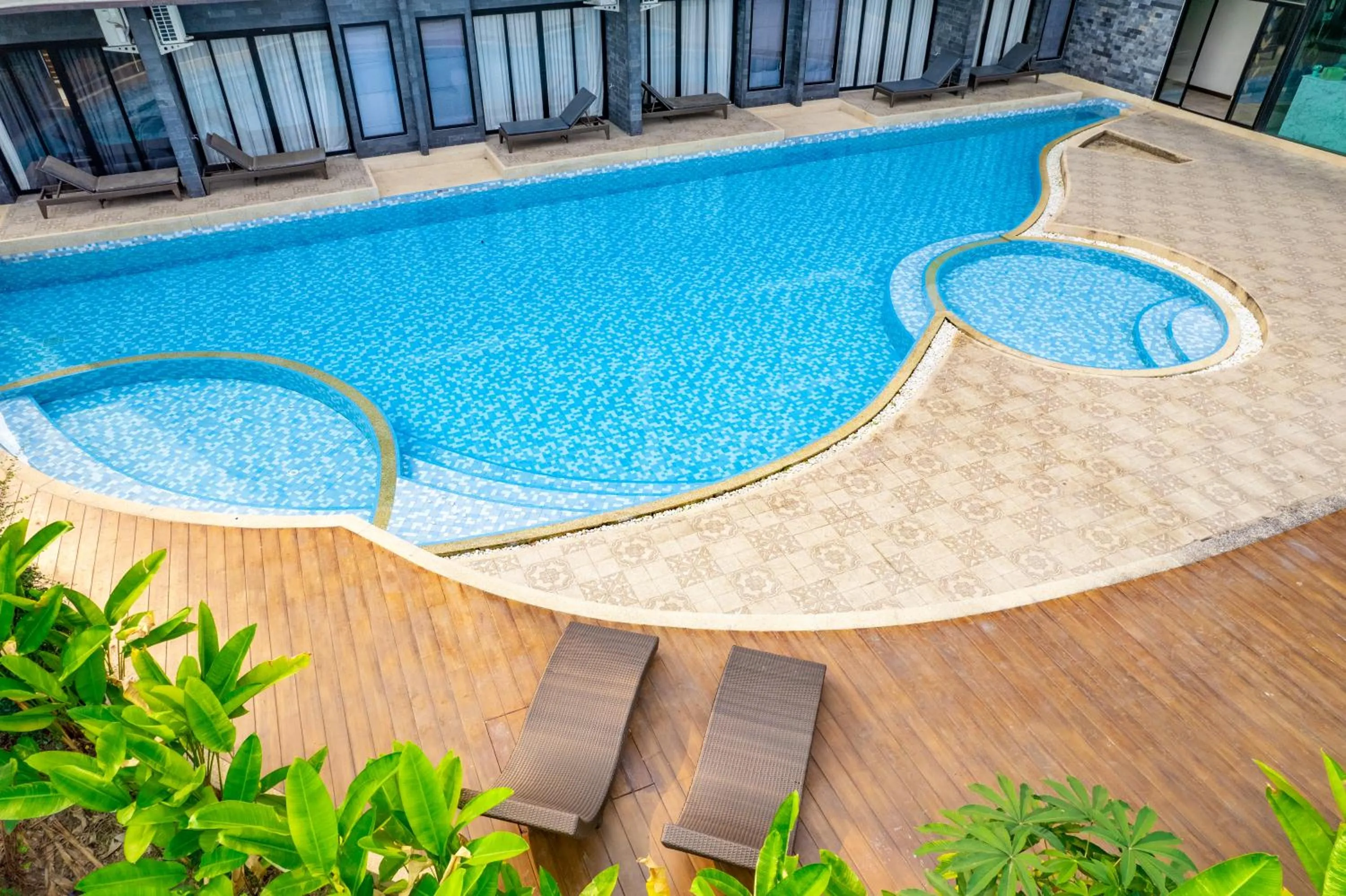 RainTree Condominium