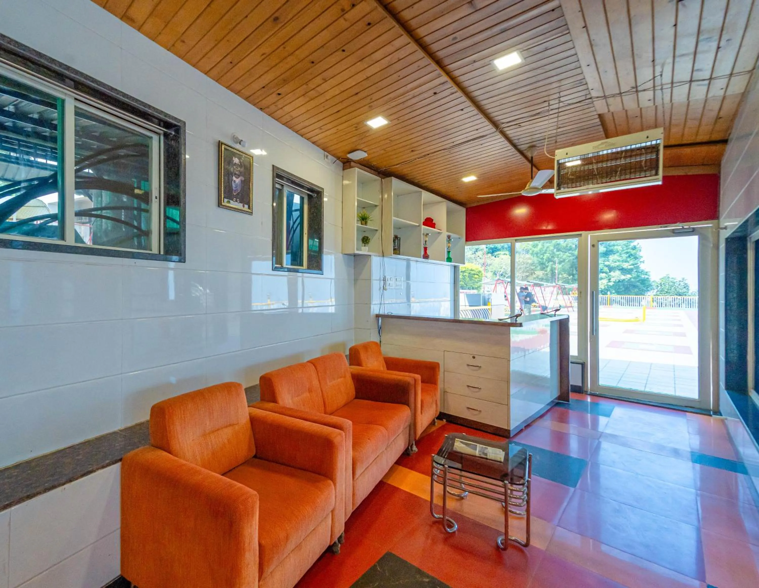 Lobby or reception in Treebo Raval Resort with Valley View