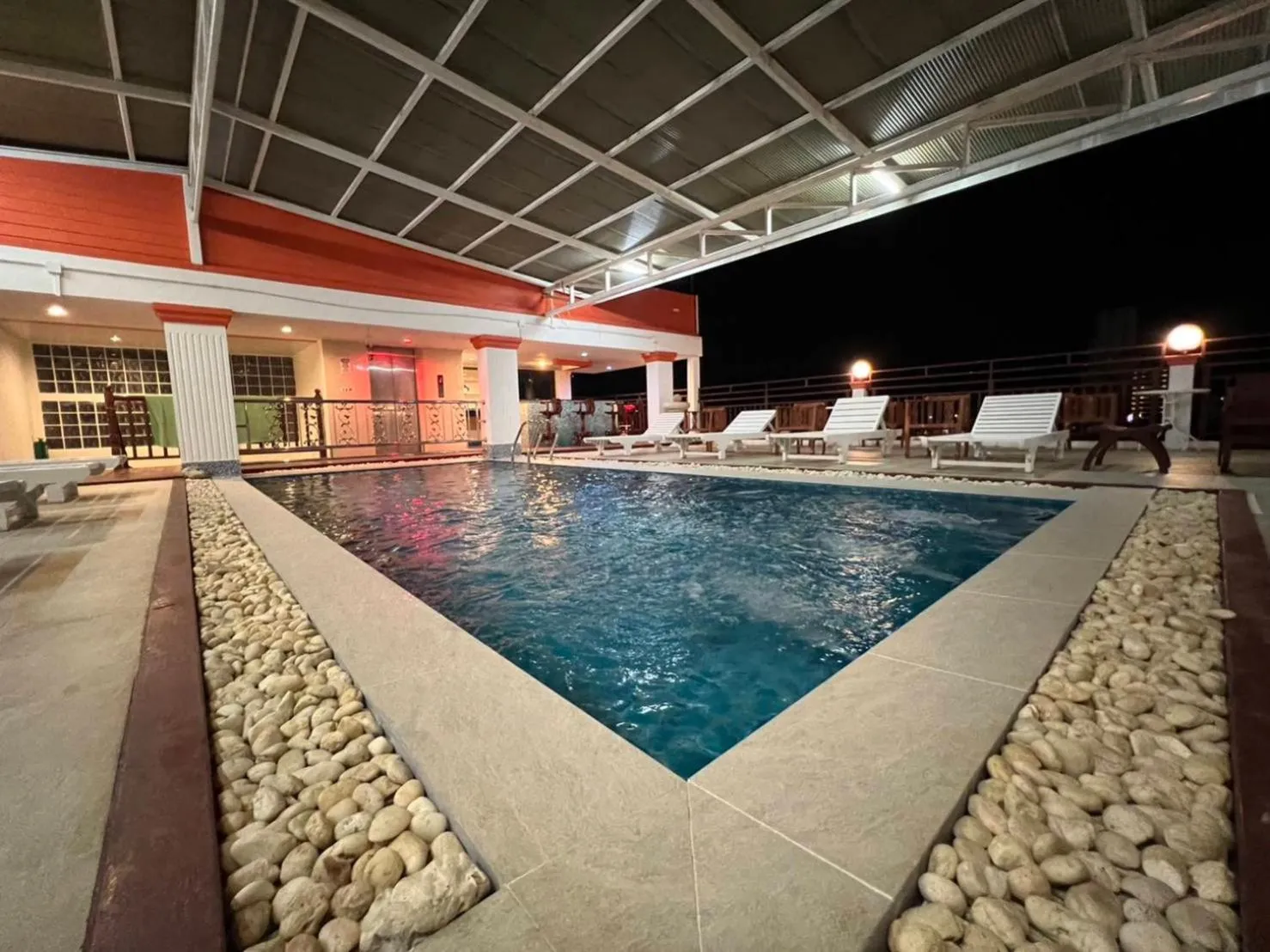 Pool view in Patong Heaven