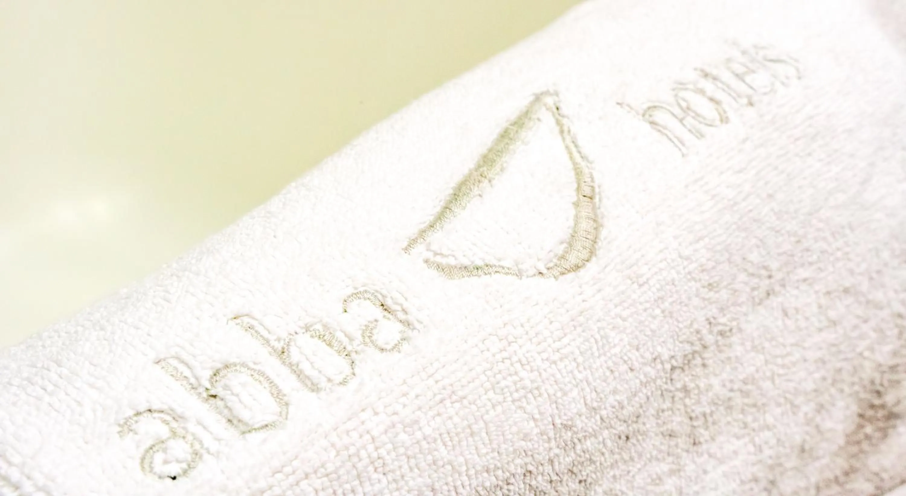 towels in Abba Rambla Hotel