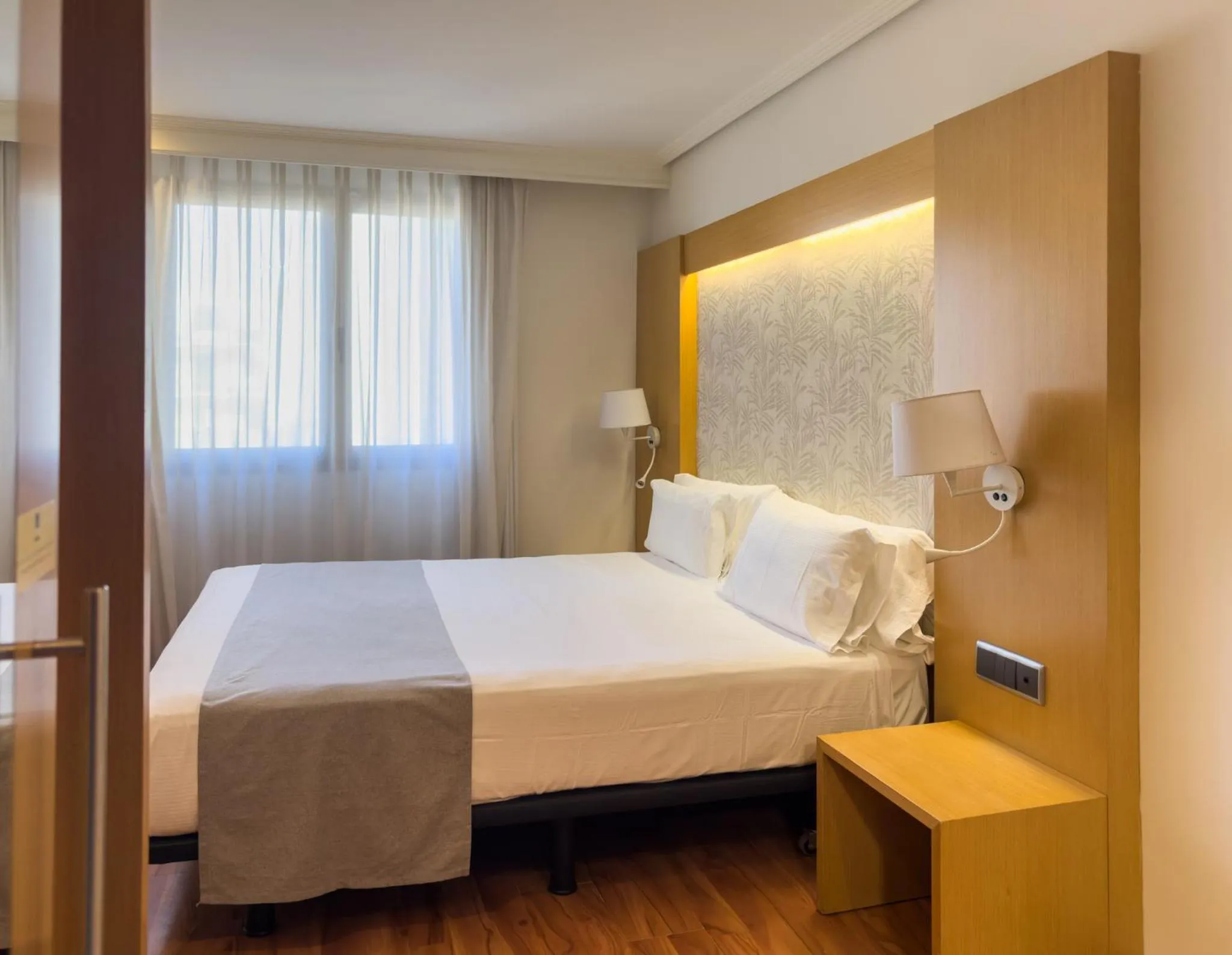 Bed in Abba Rambla Hotel