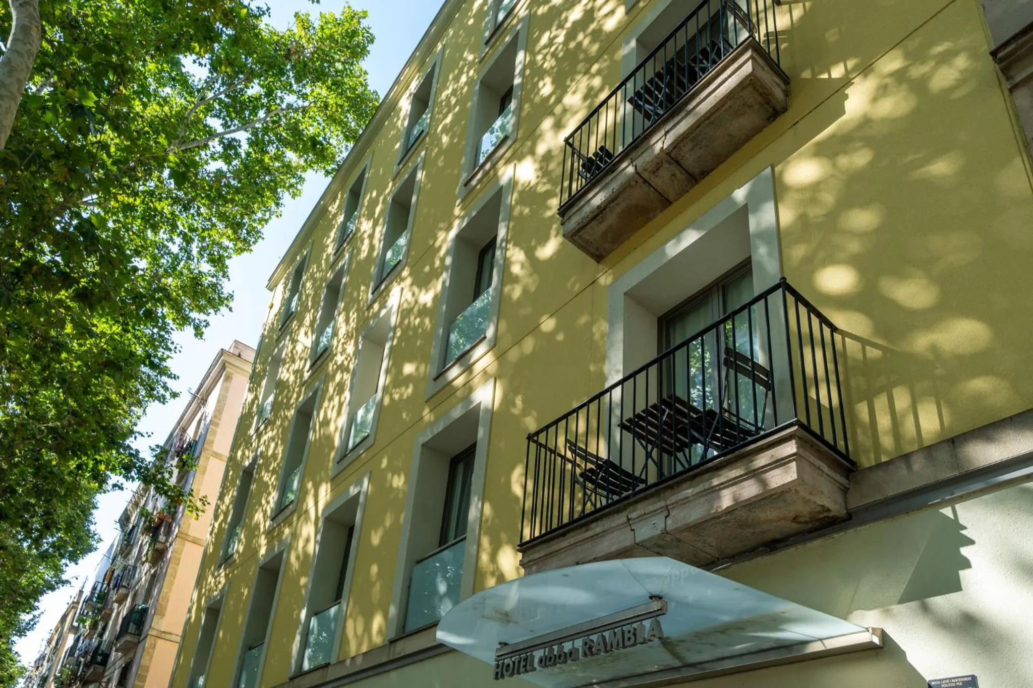 Property building in Abba Rambla Hotel