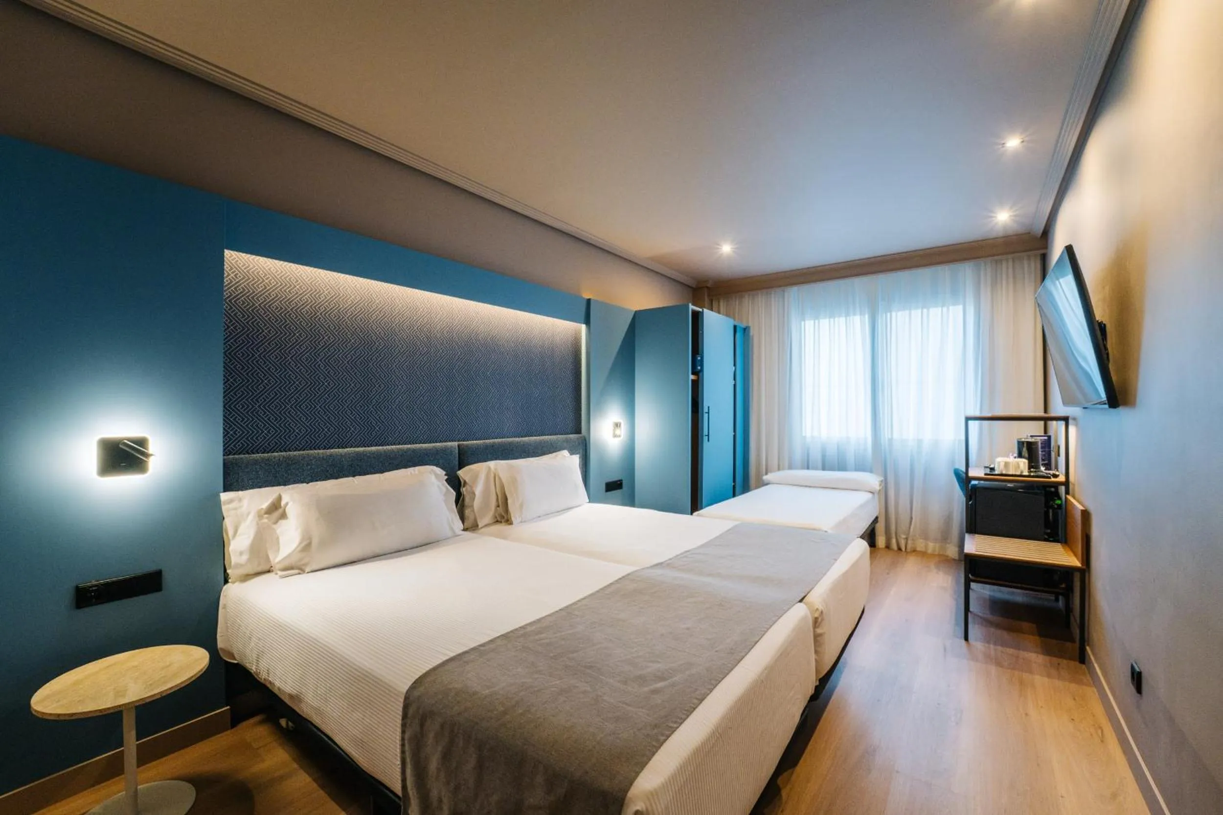 Bed in Abba Rambla Hotel