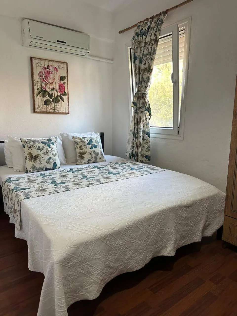 Photo of the whole room, Bed in Eski Datça Pansiyon