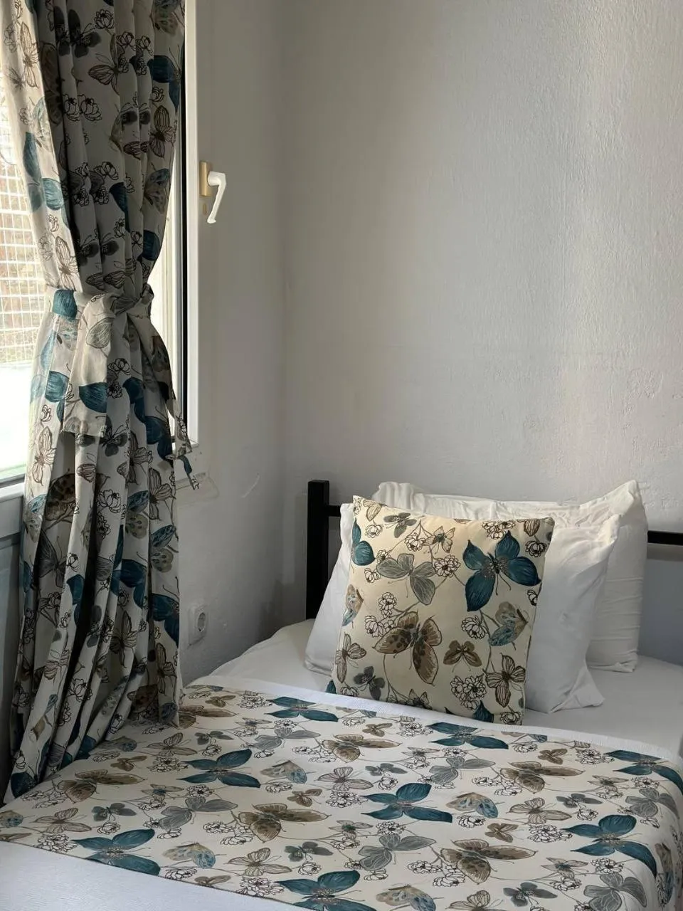 Decorative detail, Bed in Eski Datça Pansiyon