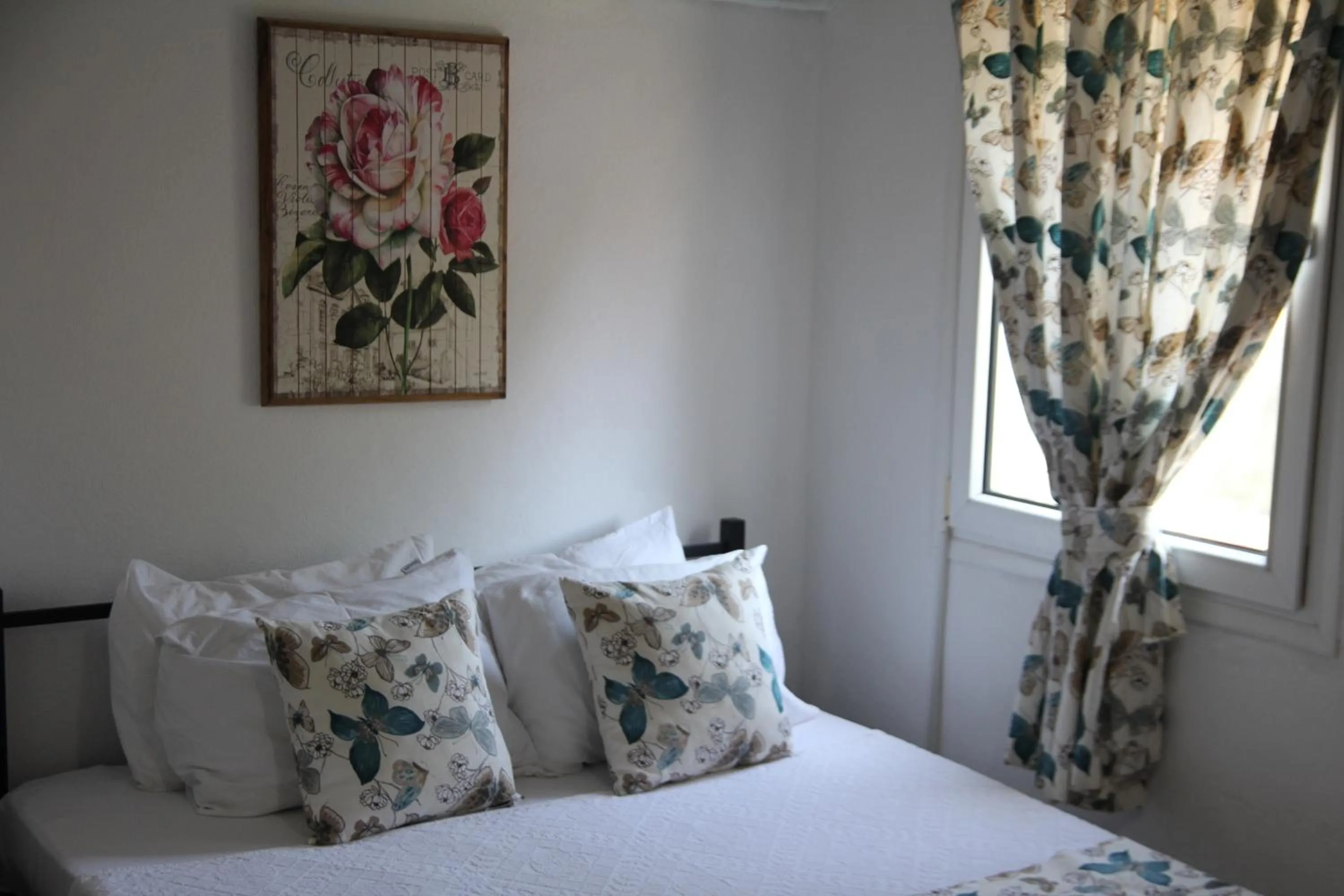 Photo of the whole room, Bed in Eski Datça Pansiyon