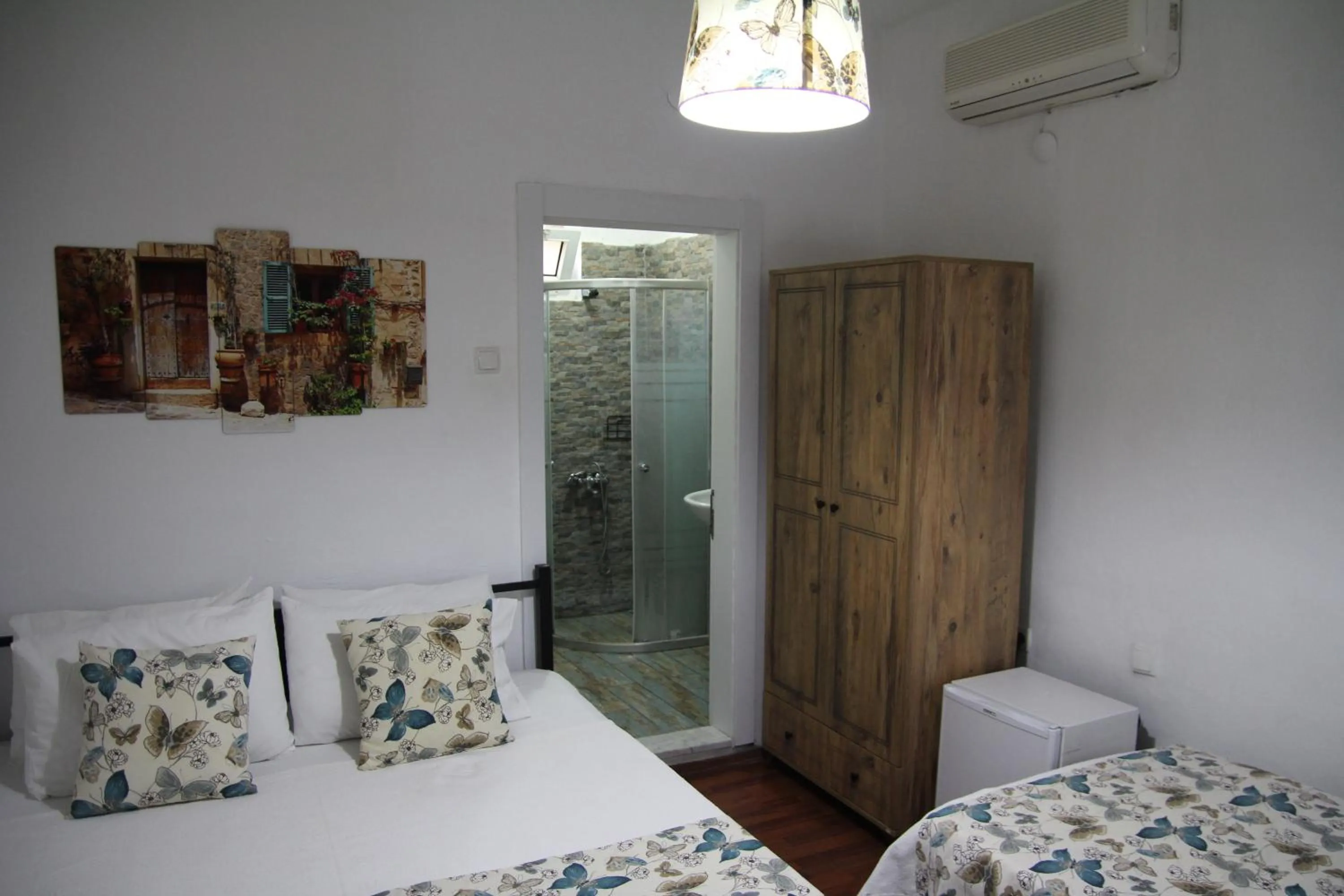 Photo of the whole room, Bed in Eski Datça Pansiyon