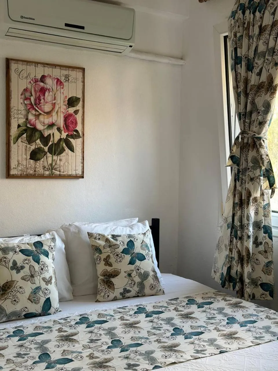 Photo of the whole room, Bed in Eski Datça Pansiyon