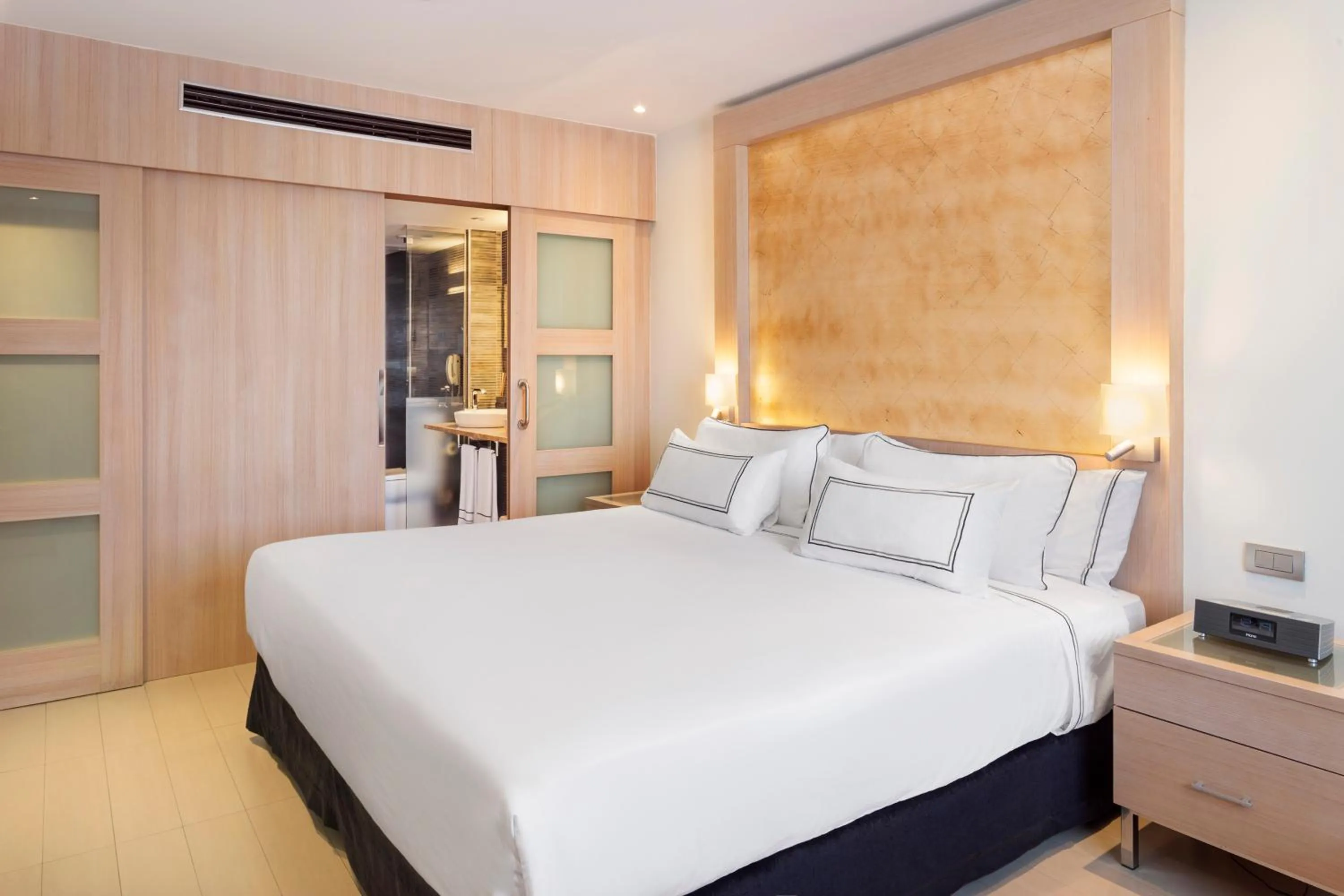 Bed in Melia Sevilla