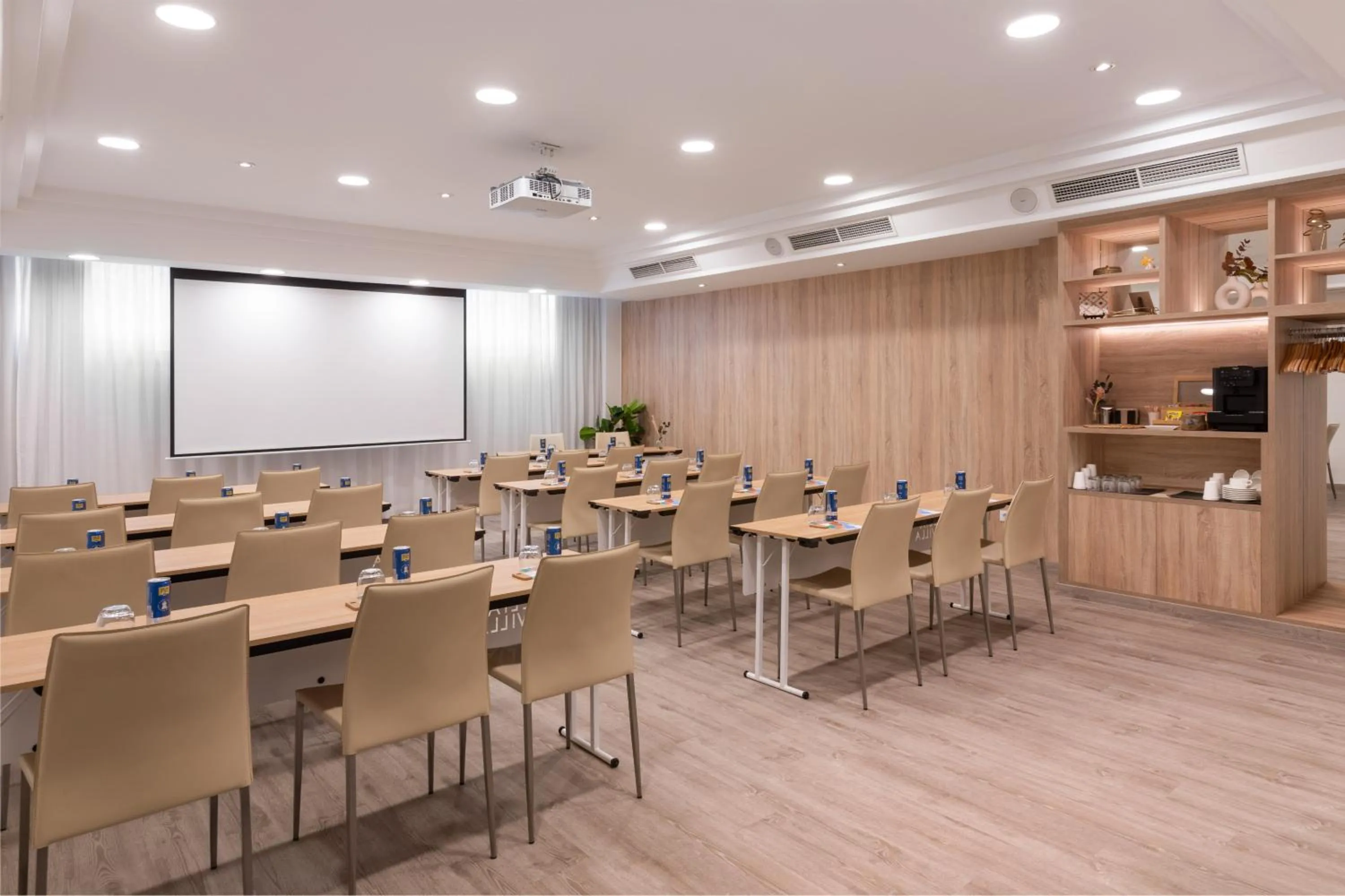 Meeting/conference room in Melia Sevilla