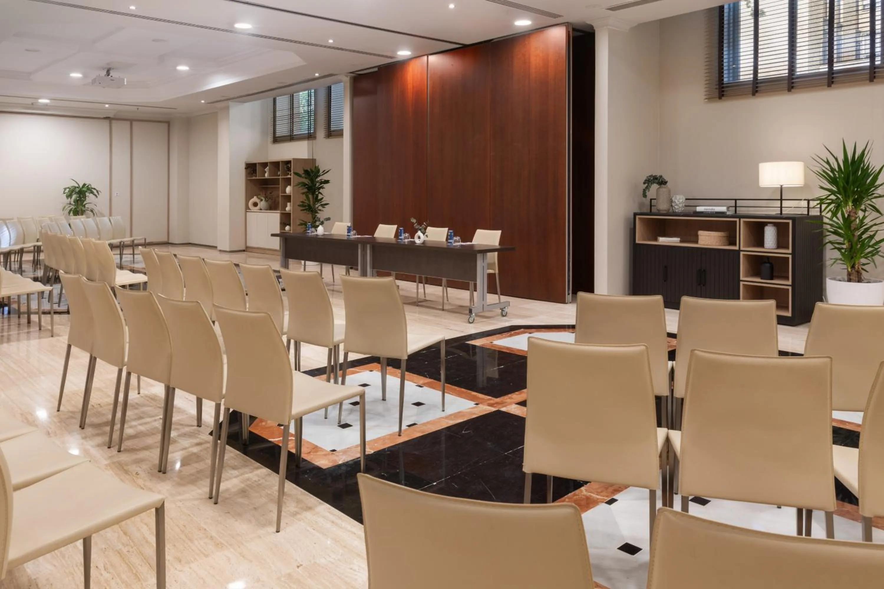 Meeting/conference room in Melia Sevilla