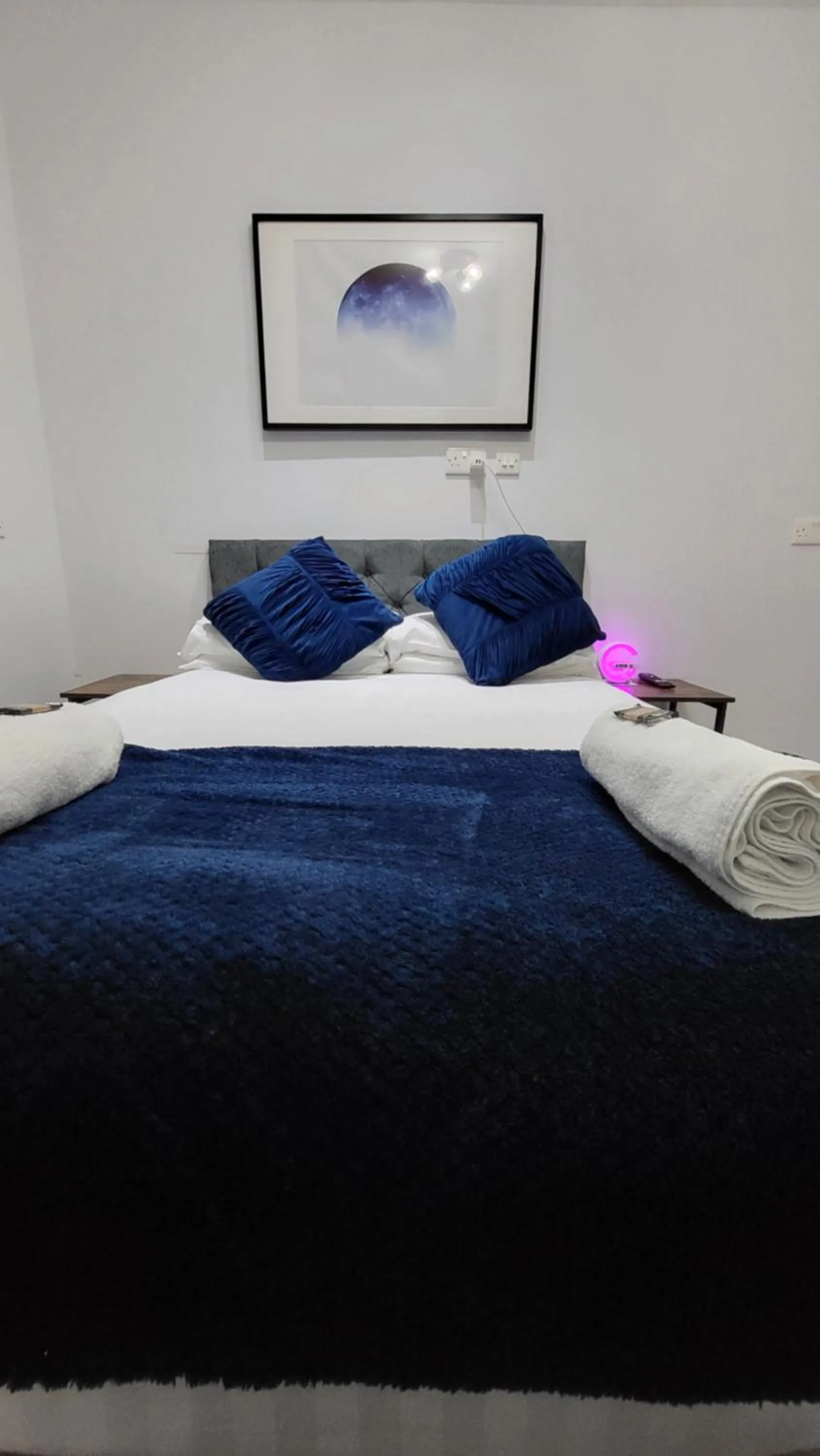 Bed in Argyle Square Hotel