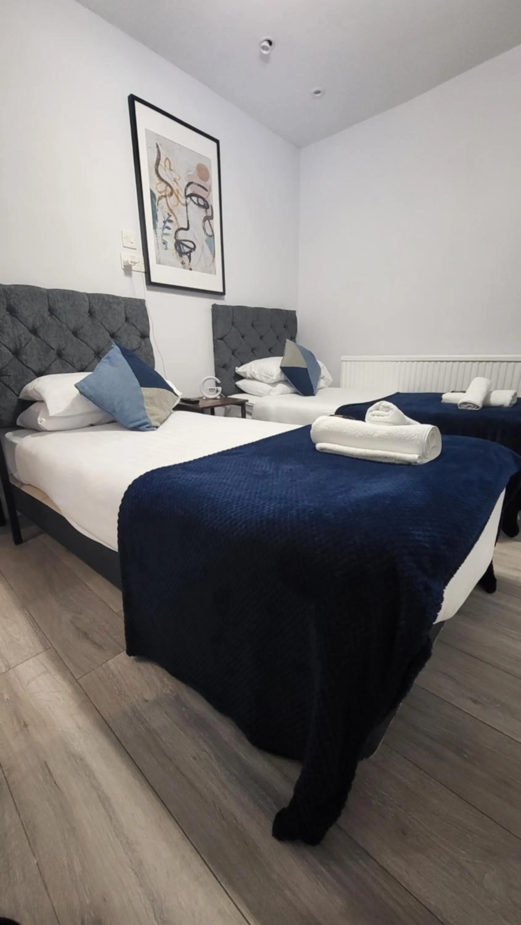 Bed in Argyle Square Hotel