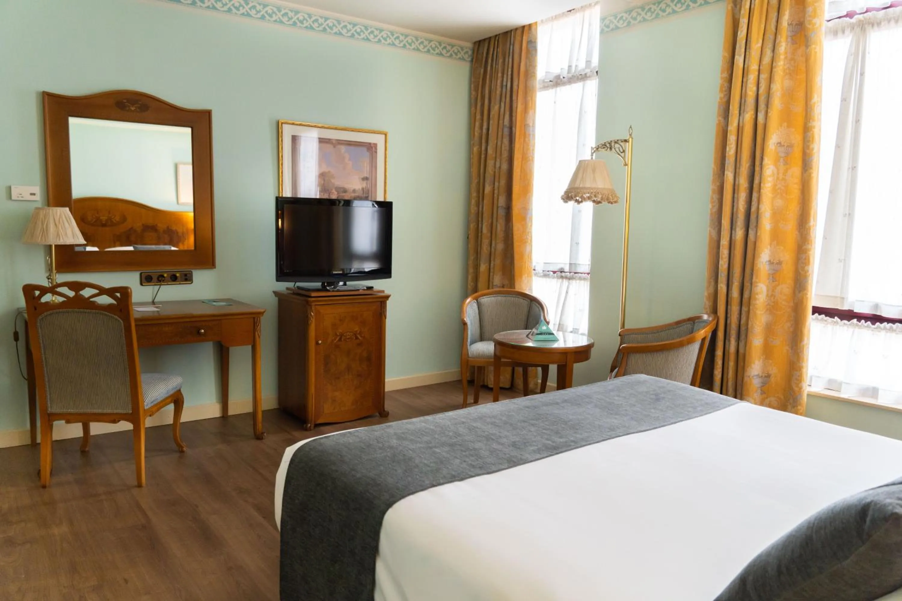 Photo of the whole room, Bed in Hotel Alda Mercado de Zamora