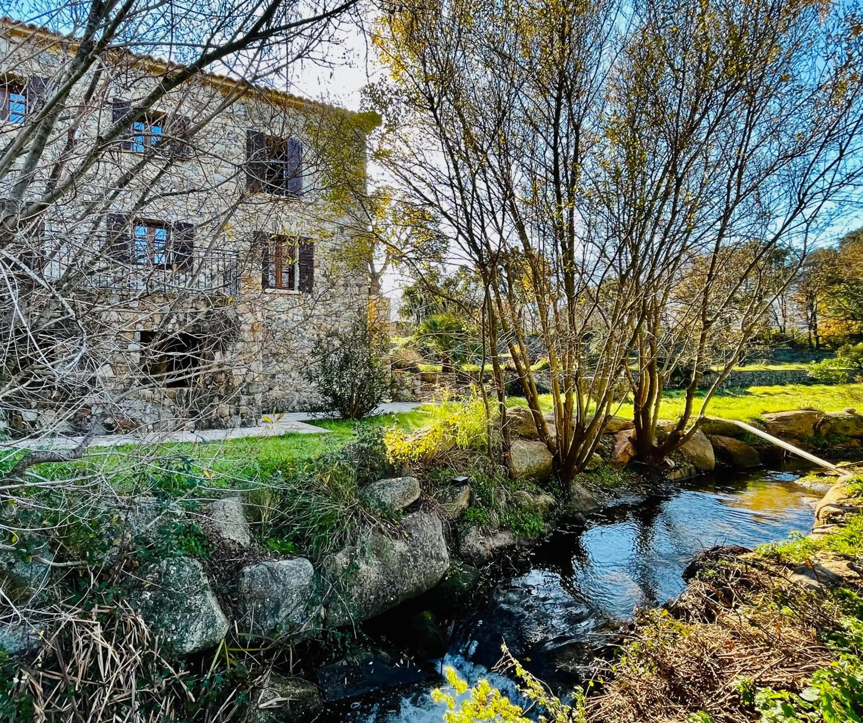 Garden in Domaine du Reginu