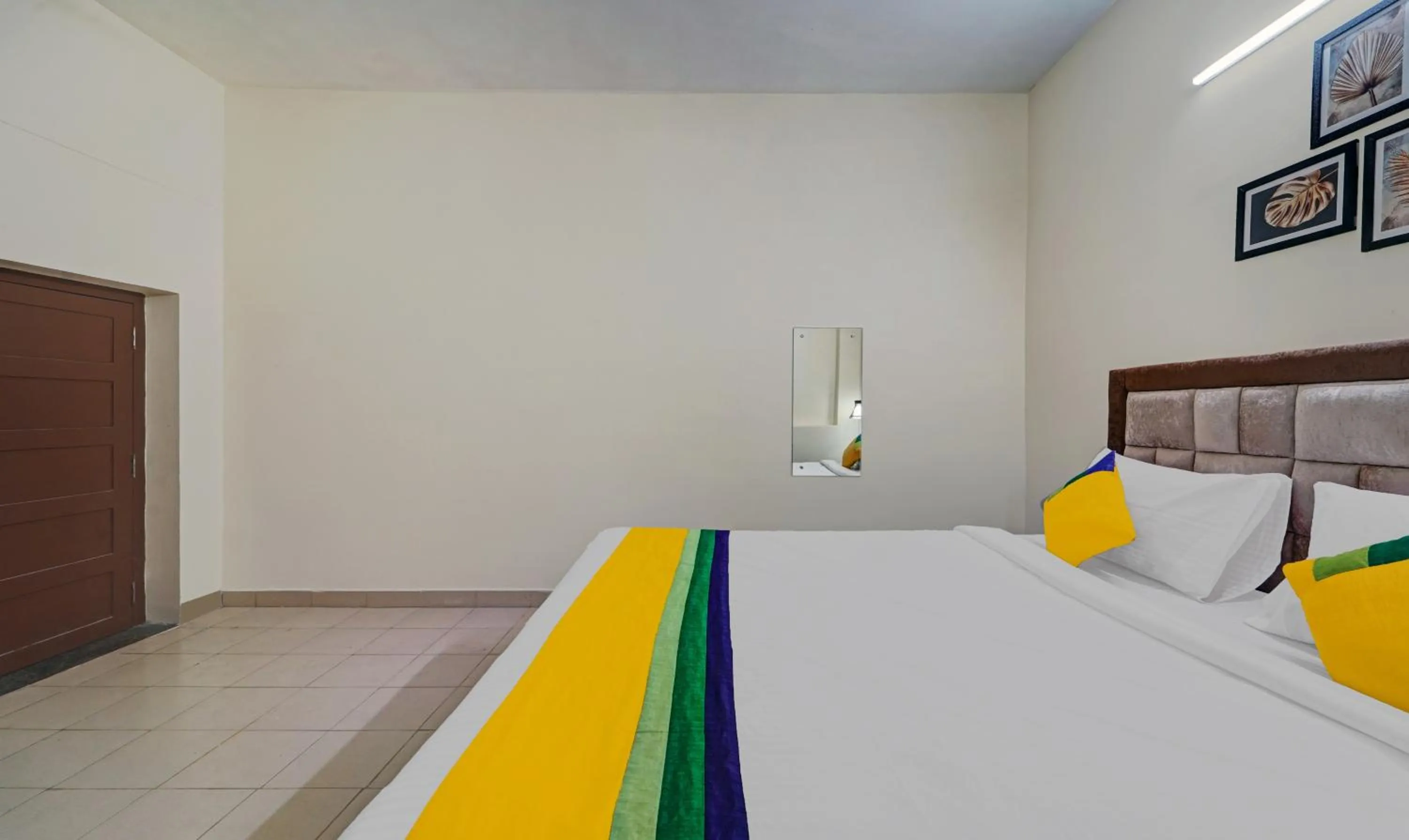 Bedroom, Bed in Itsy Hotels Green Villaa, 2 Km From Pondicherry Railway Station