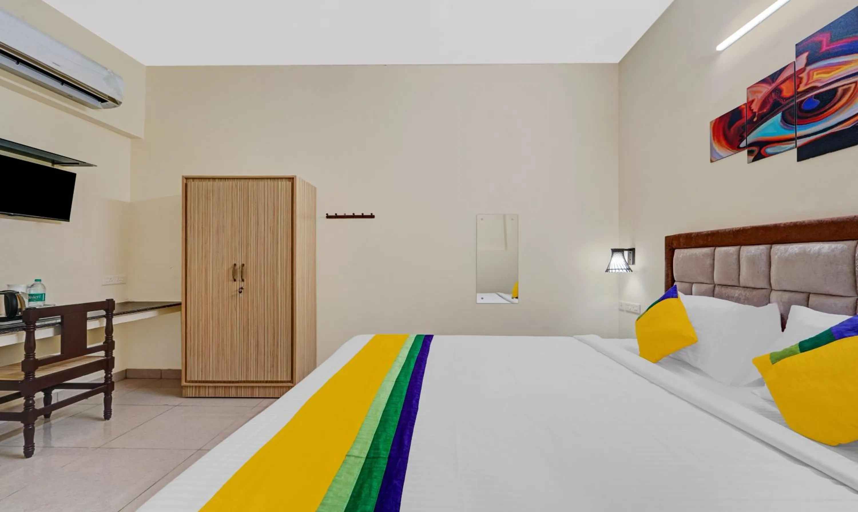 Bedroom, Bed in Itsy Hotels Green Villaa, 2 Km From Pondicherry Railway Station