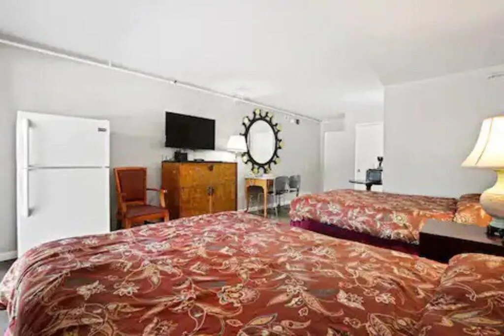 Bed in Mission Peak Lodge