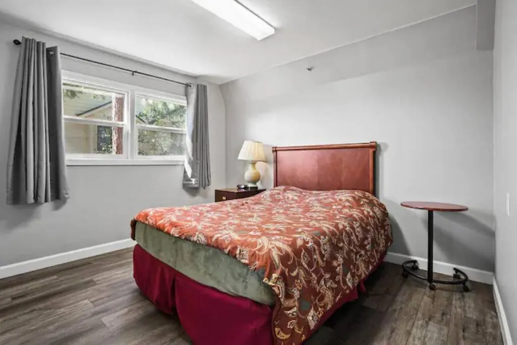 Bed in Mission Peak Lodge