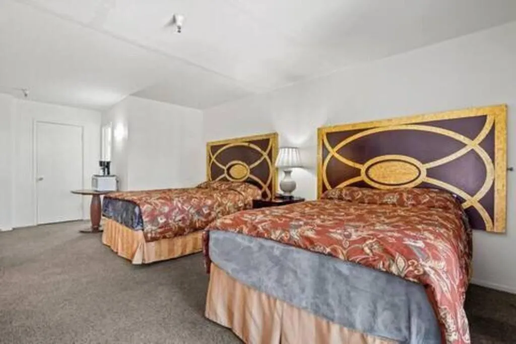 Bed in Mission Peak Lodge