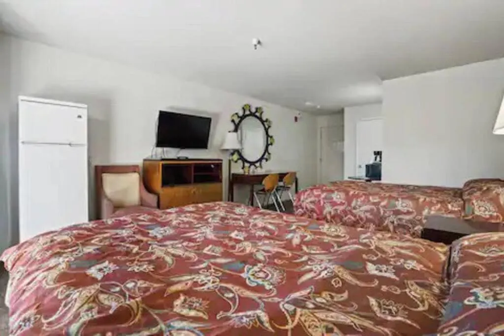 Bed in Mission Peak Lodge