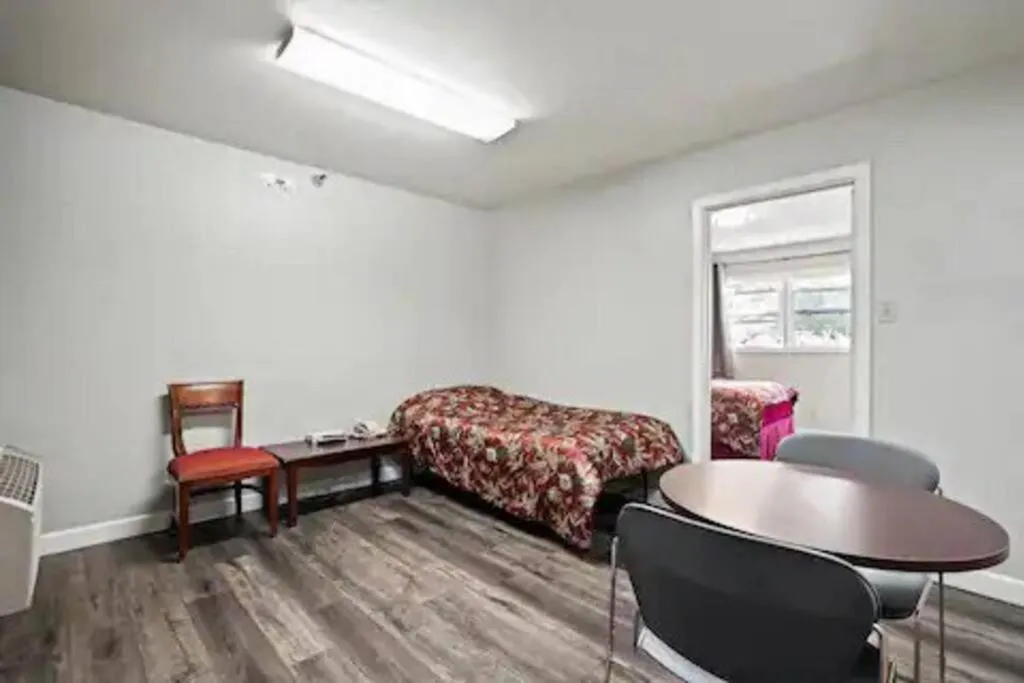 Bed in Mission Peak Lodge