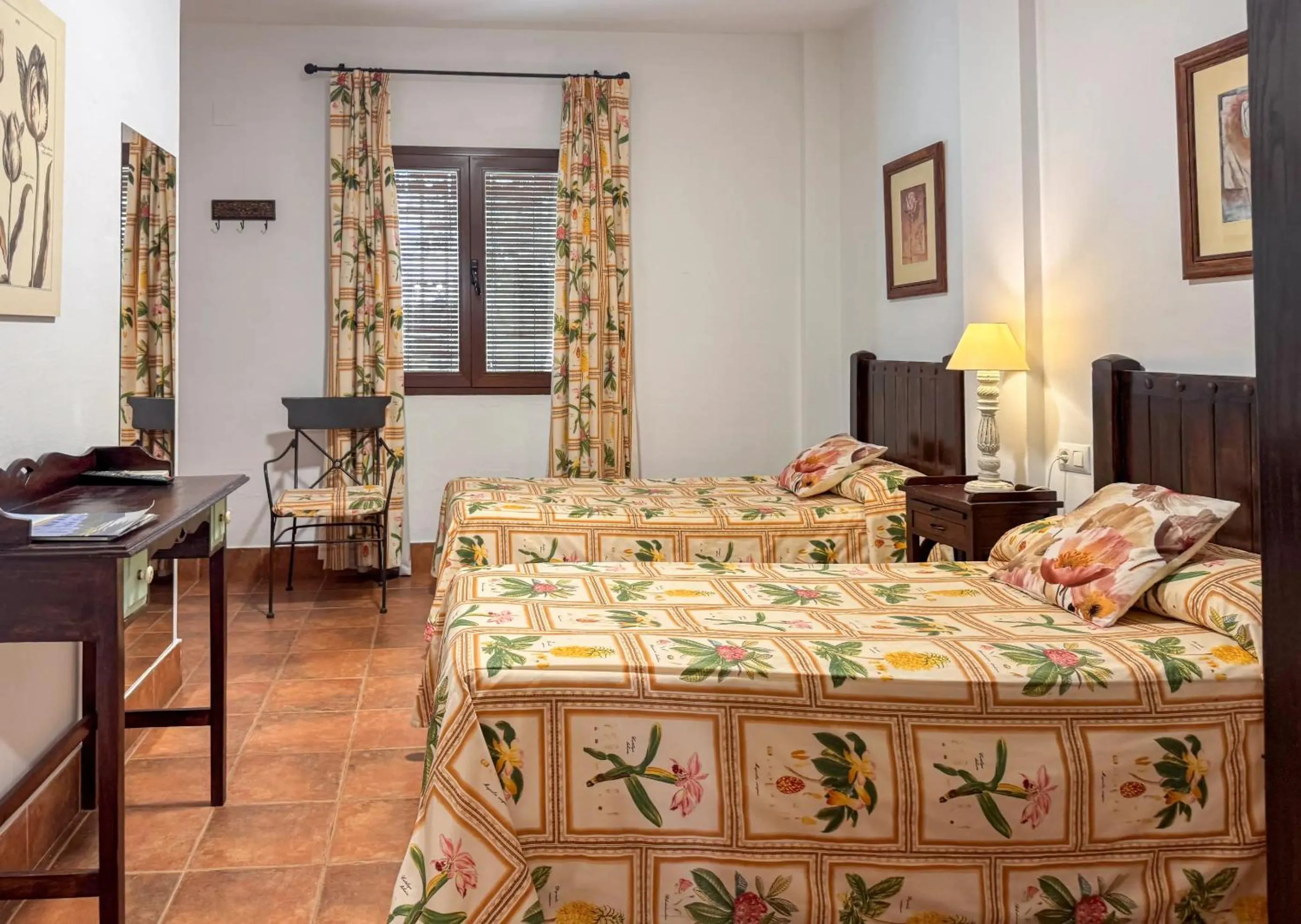 Bed in Hotel Valsequillo