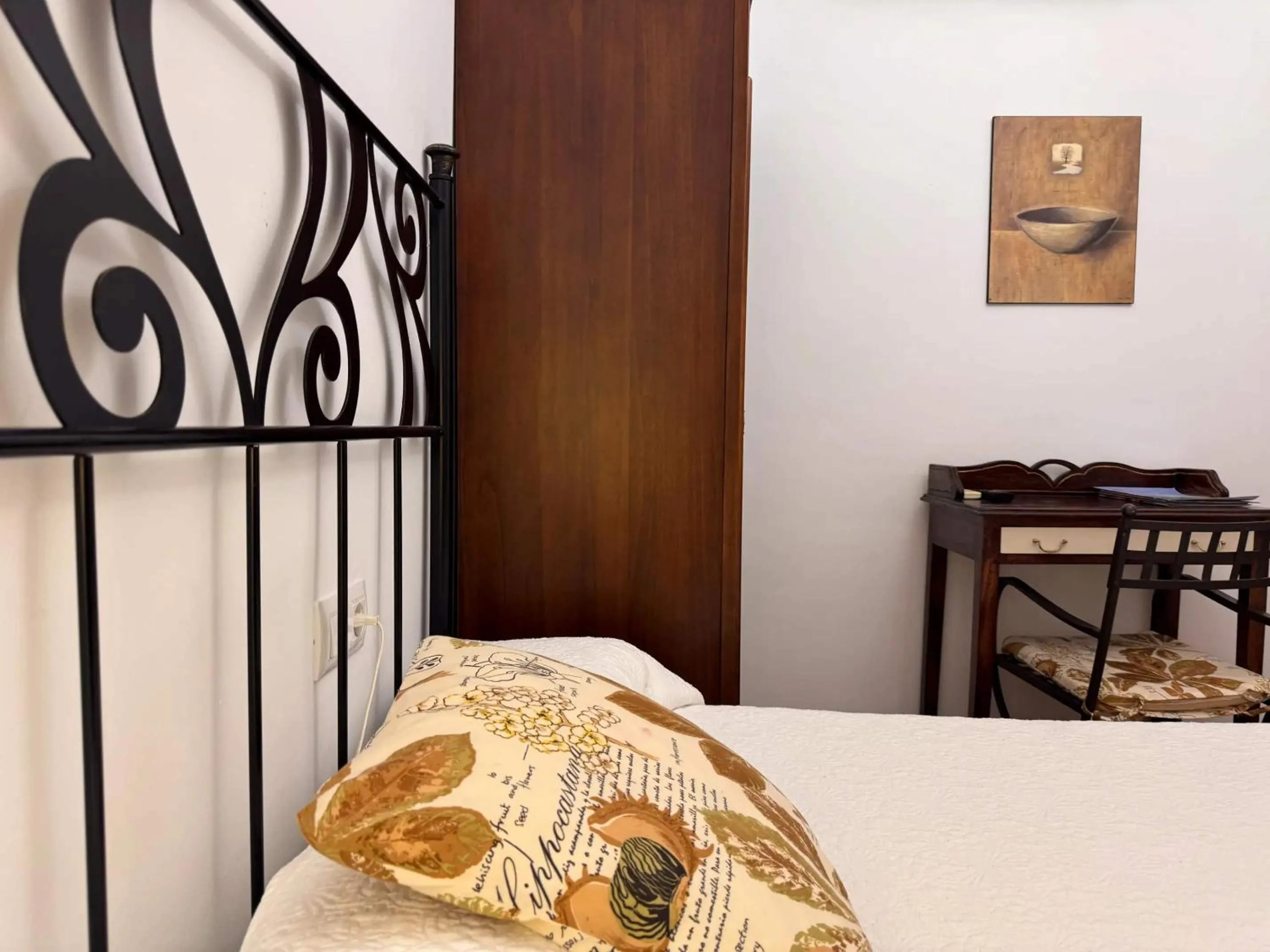 Bed in Hotel Valsequillo