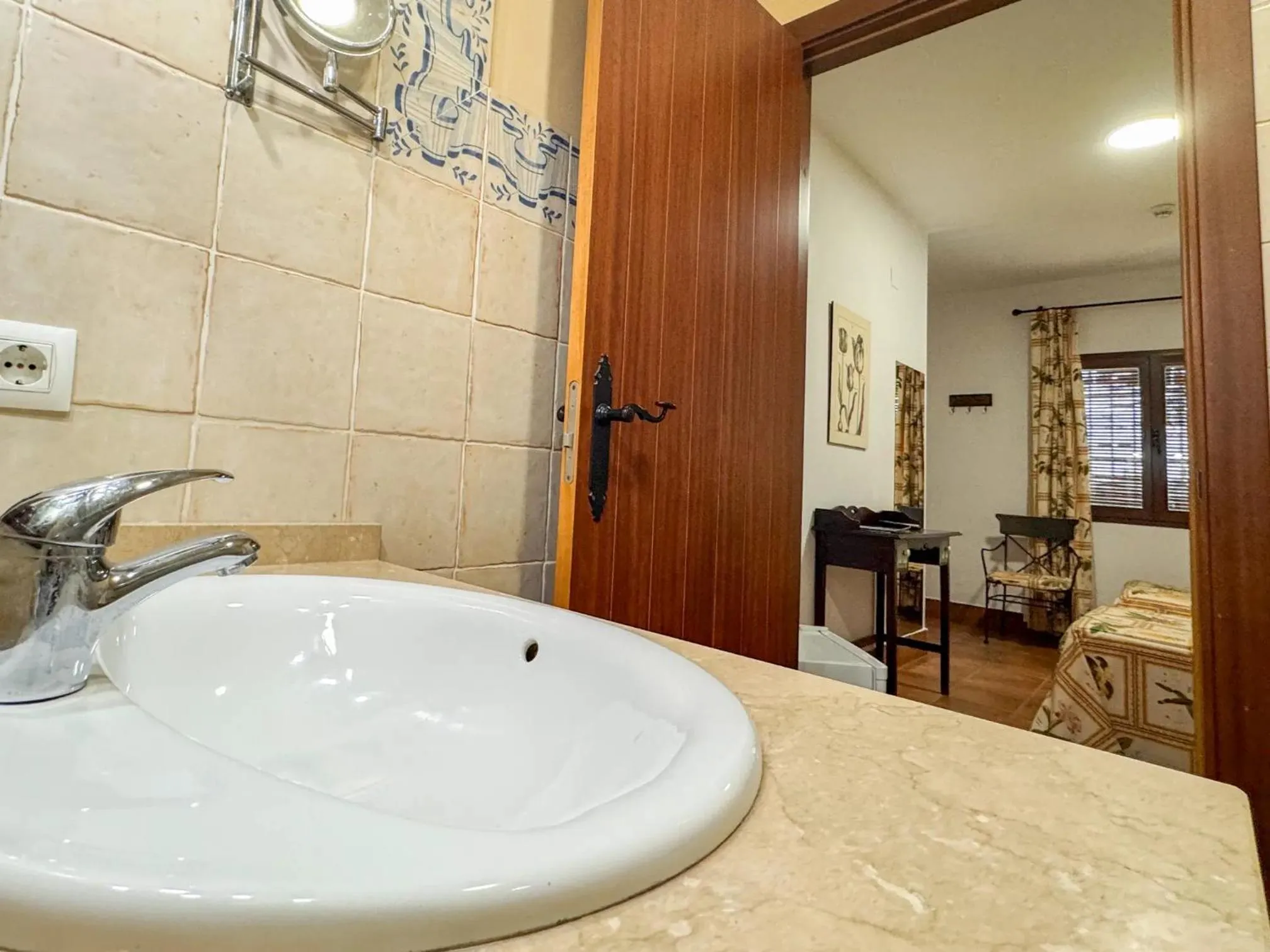 Bathroom in Hotel Valsequillo