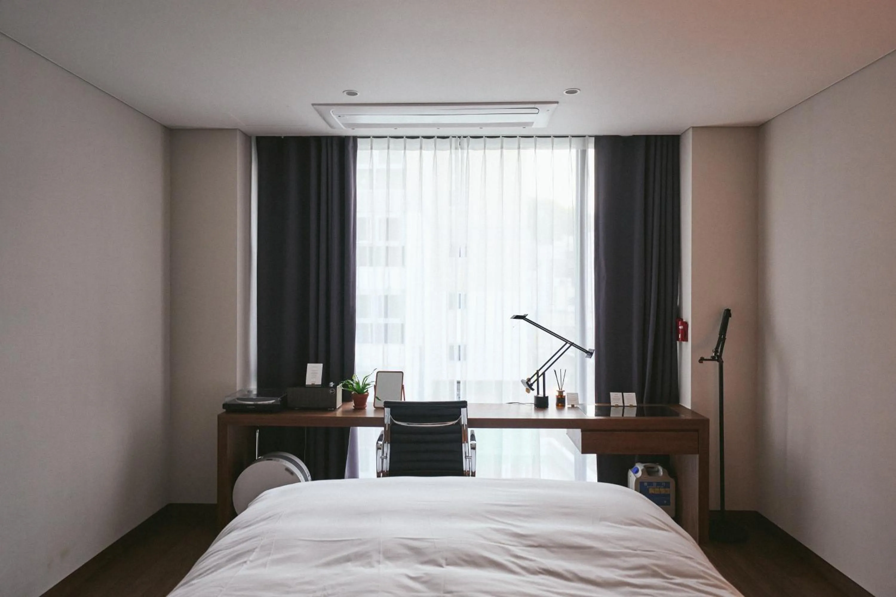 Photo of the whole room, Bed in Good Ol' Days Hotel