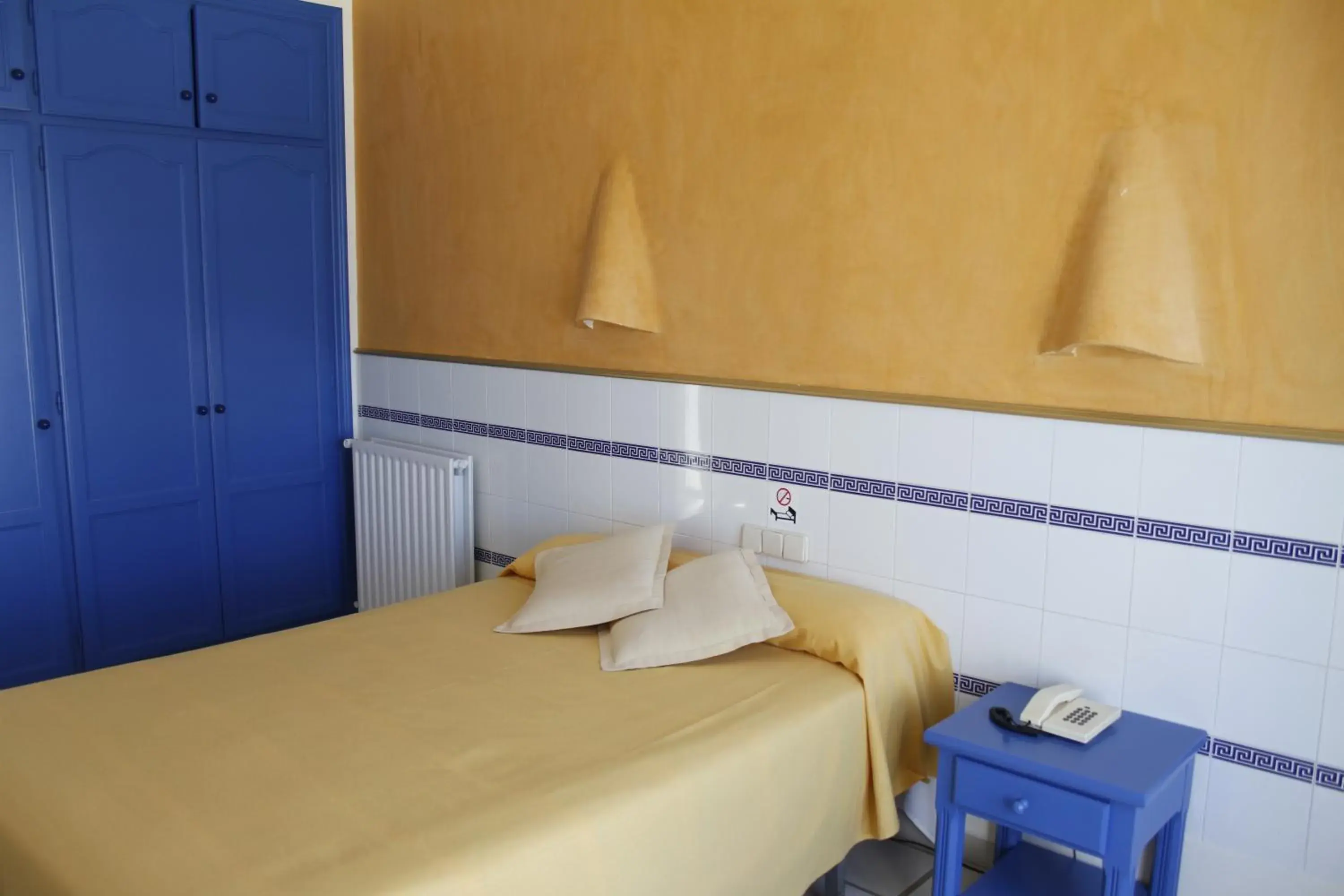 Standard Single Room in Hotel Virgen del Mar Standard Single Room in Hotel Virgen del Mar