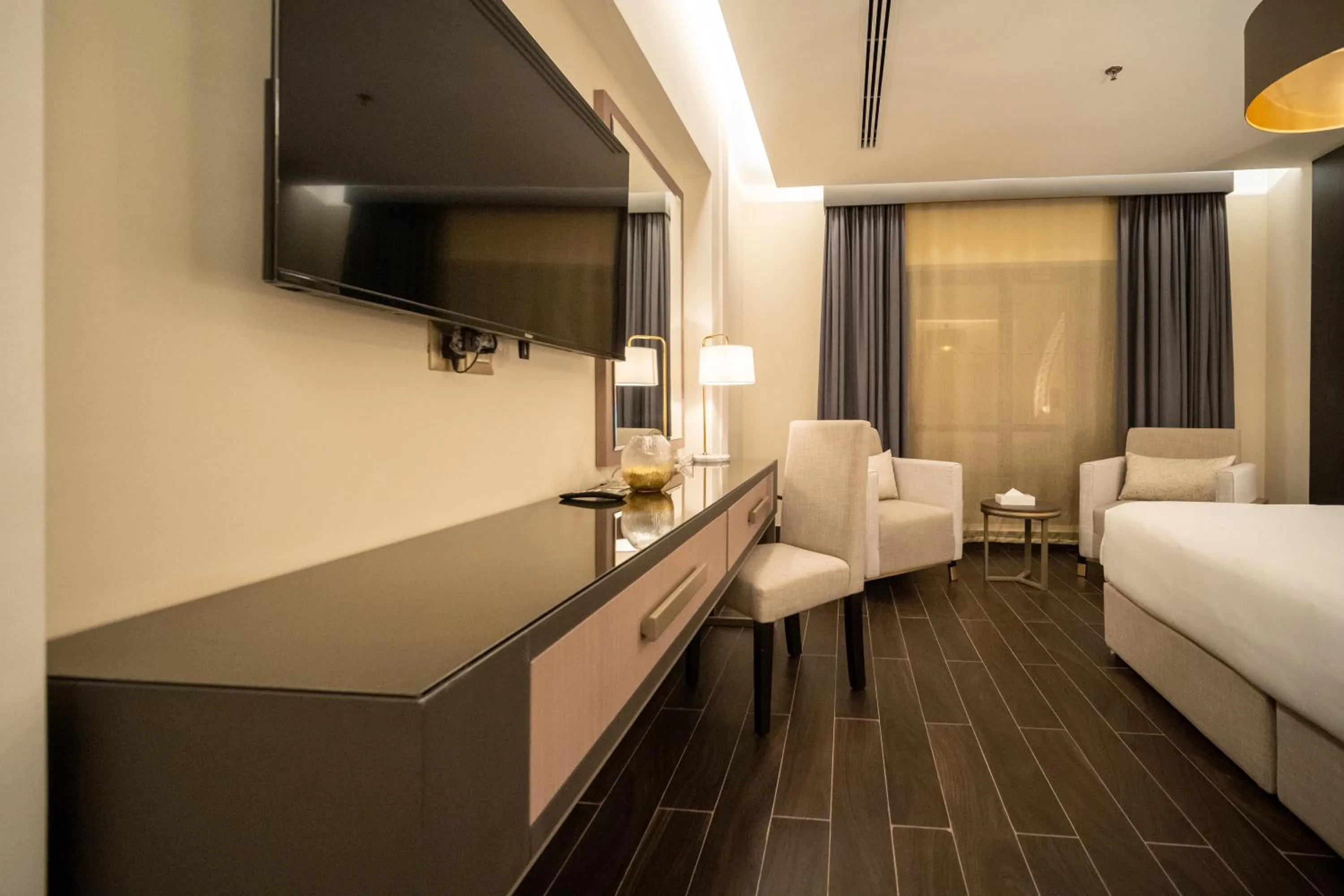 TV and multimedia, Bed in The Address Residence