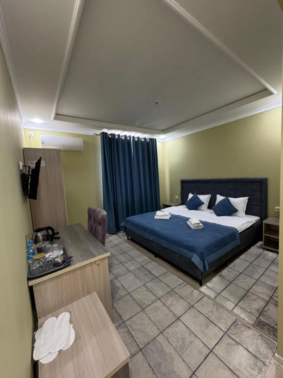 Bed in CITIZEN HOTEL