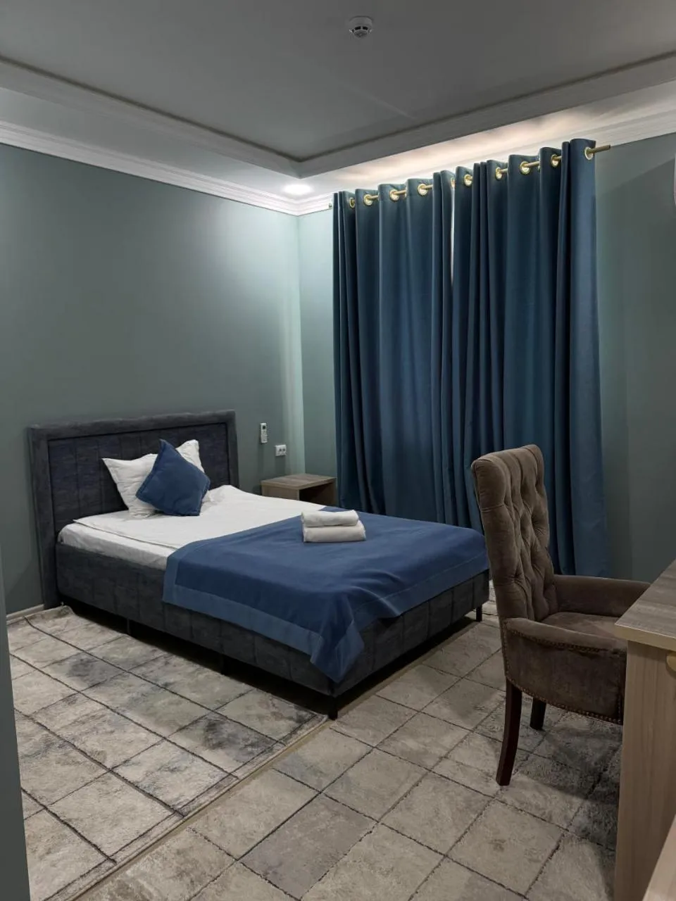 Bed in CITIZEN HOTEL