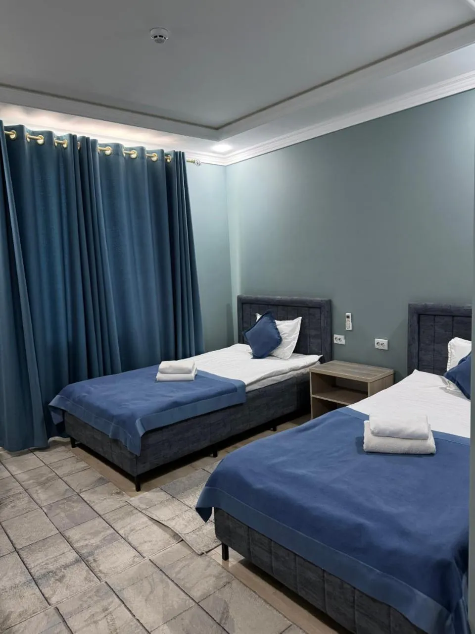 Bed in CITIZEN HOTEL