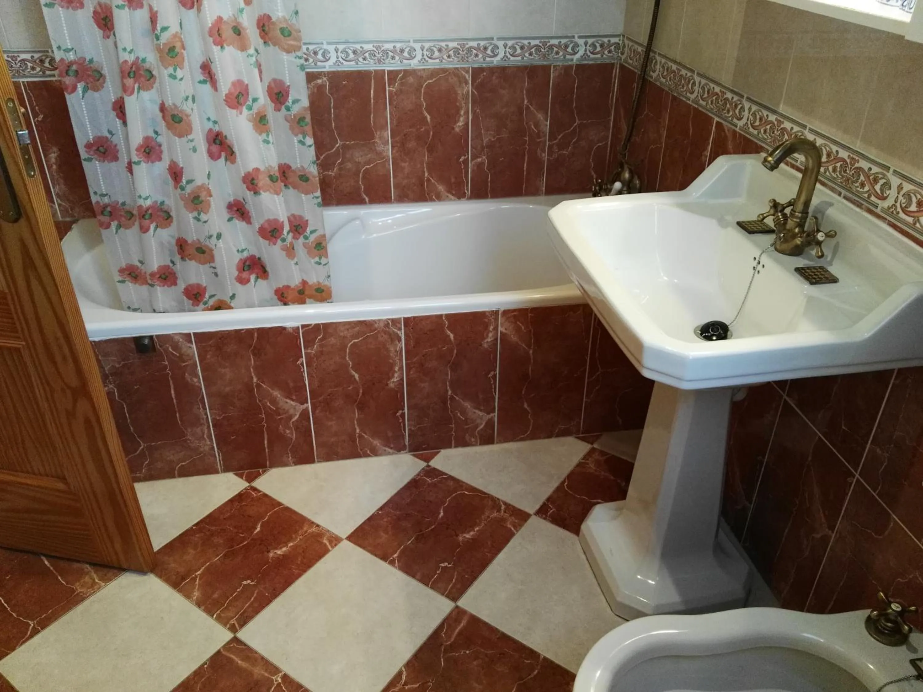 Bathroom in Castillo Lanjaron