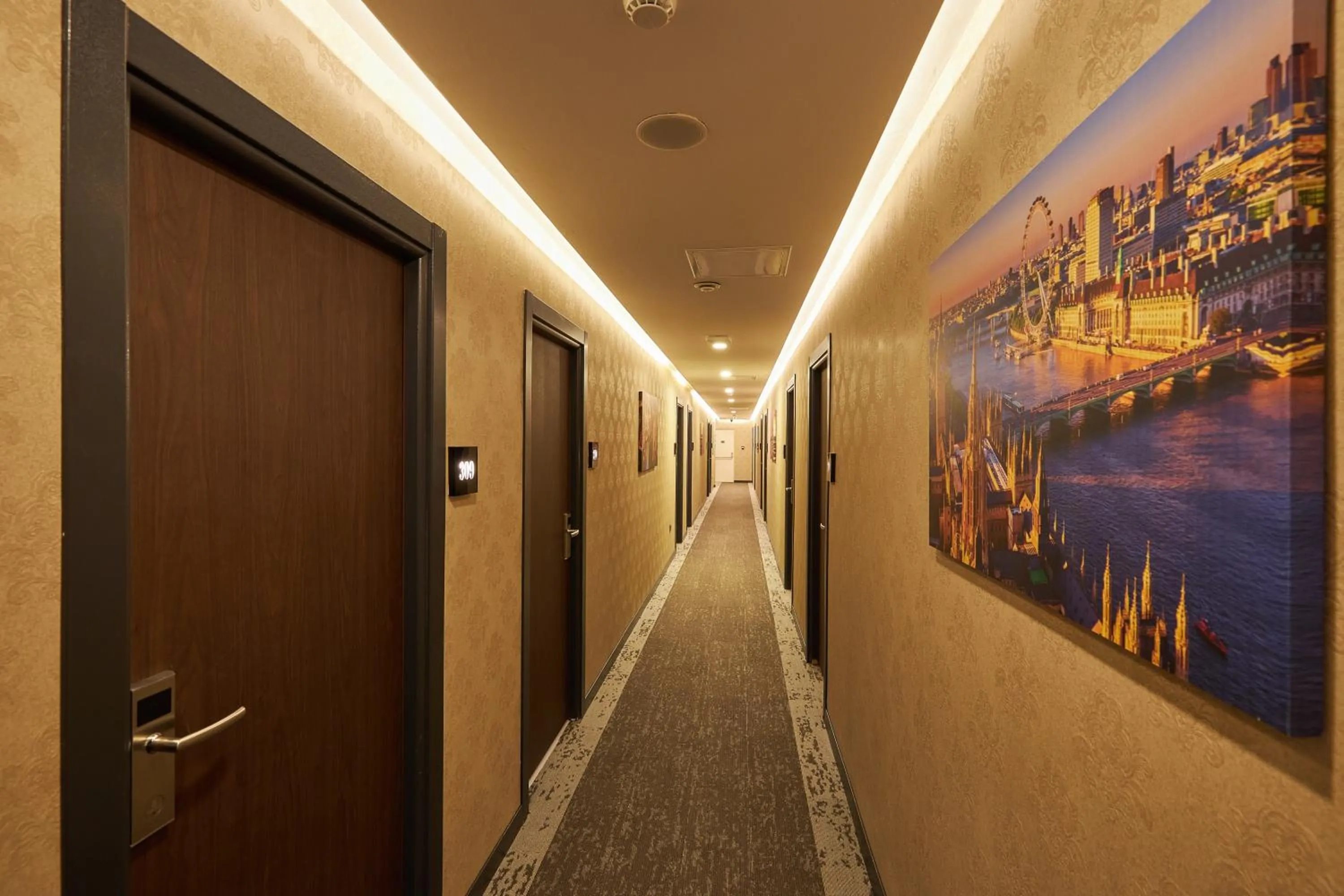 Floor plan in Trademark Collection by Wyndham Operla Istanbul Airport Hotels