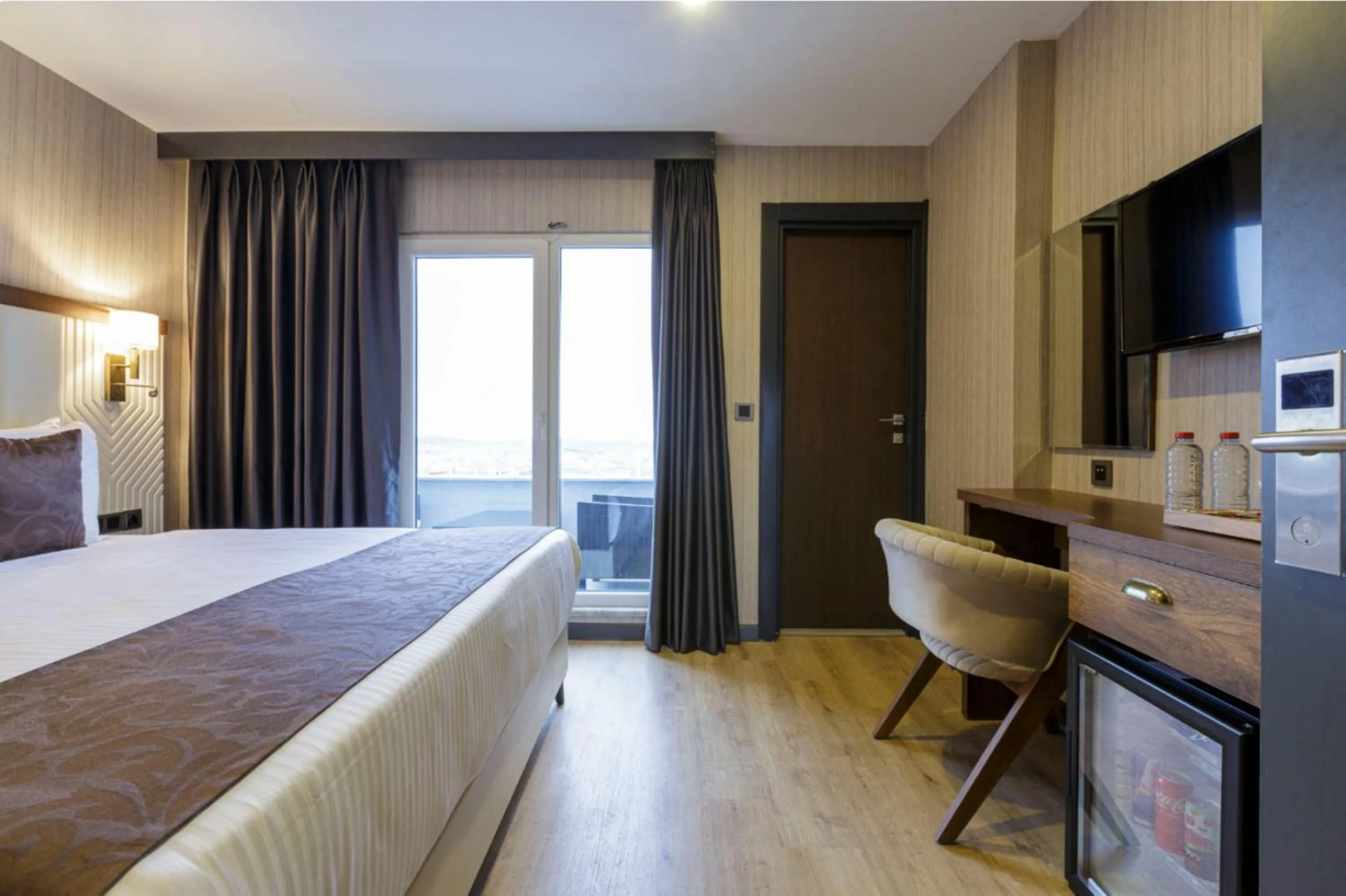 Bedroom, Bed in Trademark Collection by Wyndham Operla Istanbul Airport Hotels