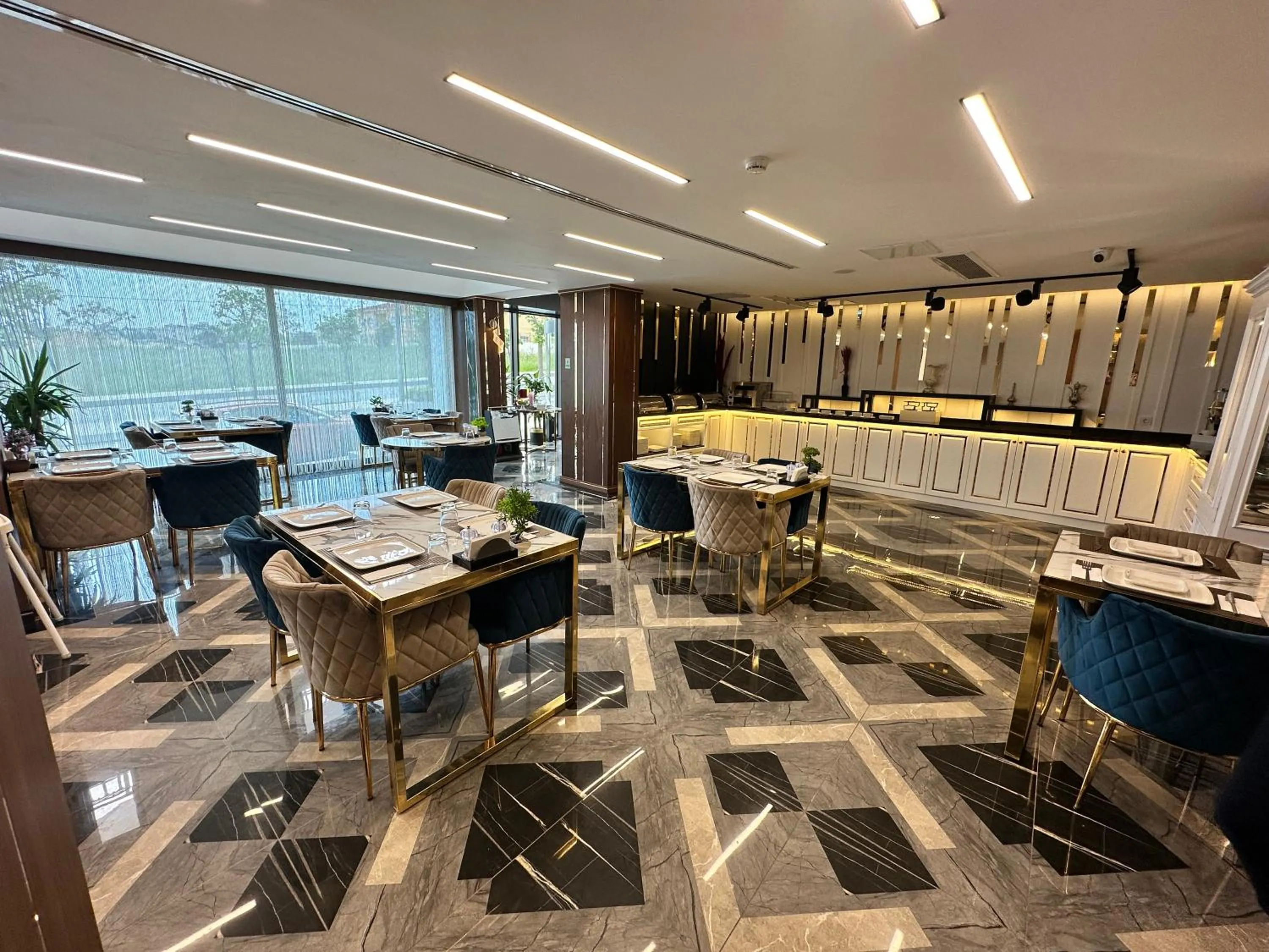 Restaurant/places to eat in Trademark Collection by Wyndham Operla Istanbul Airport Hotels