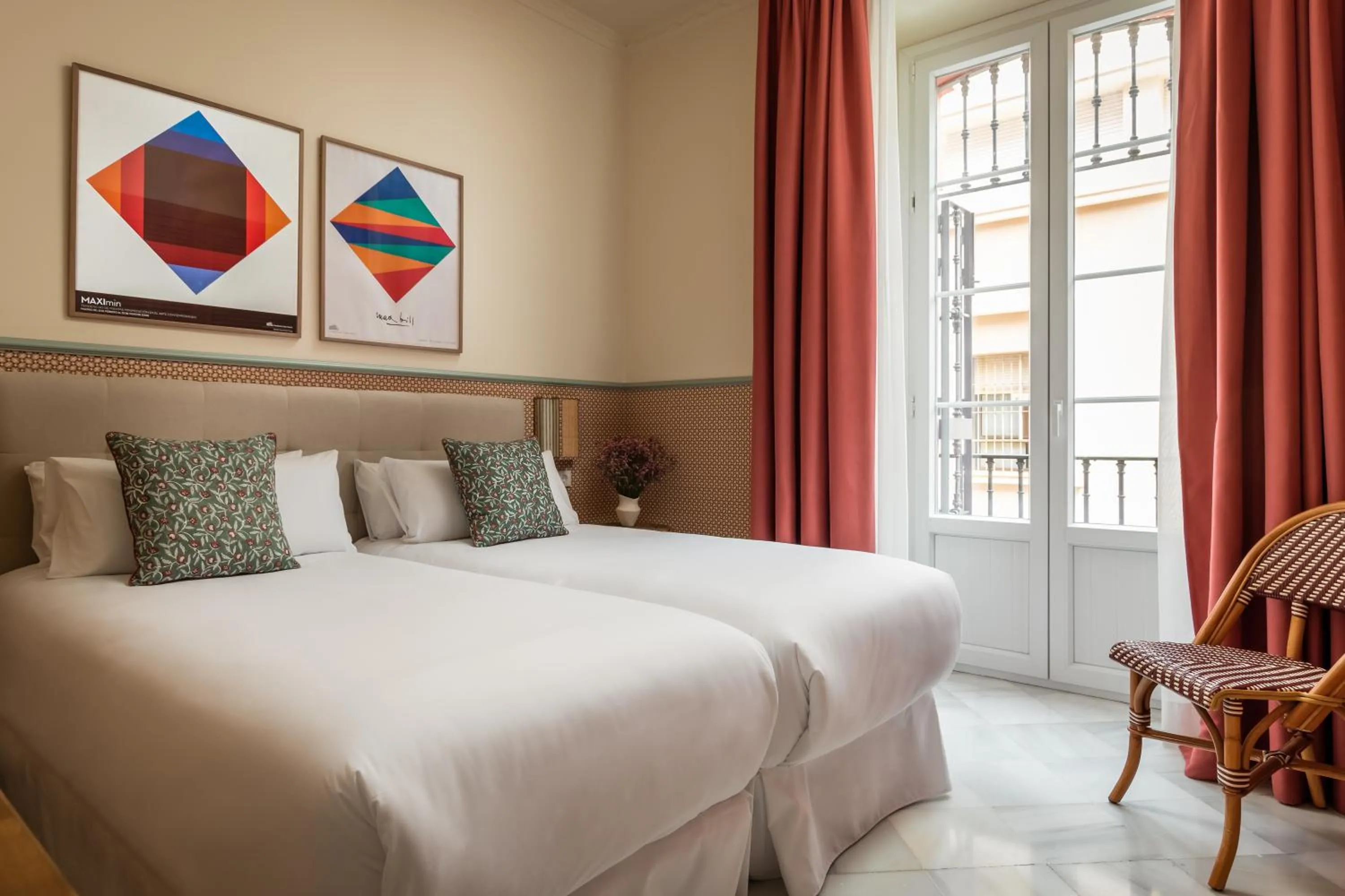 Bed in BYPILLOW Abril