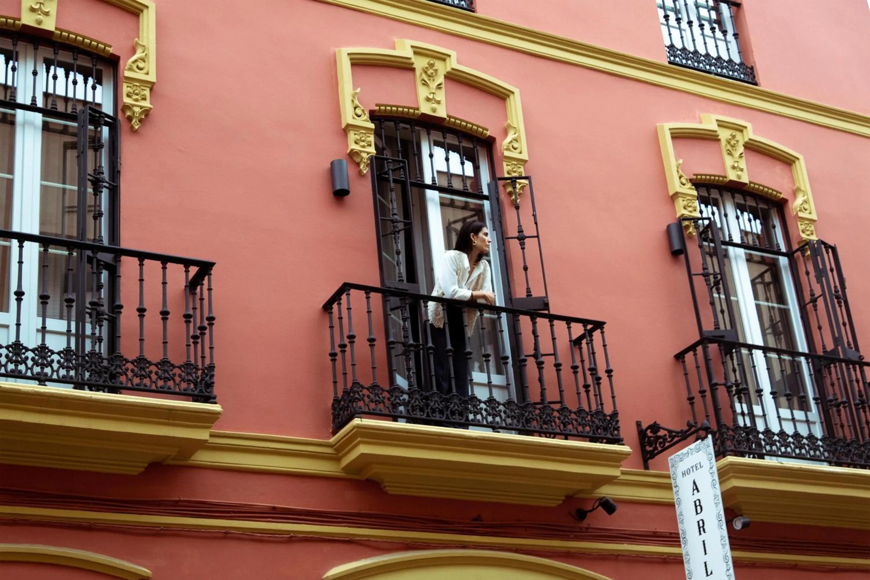 Property building in BYPILLOW Abril