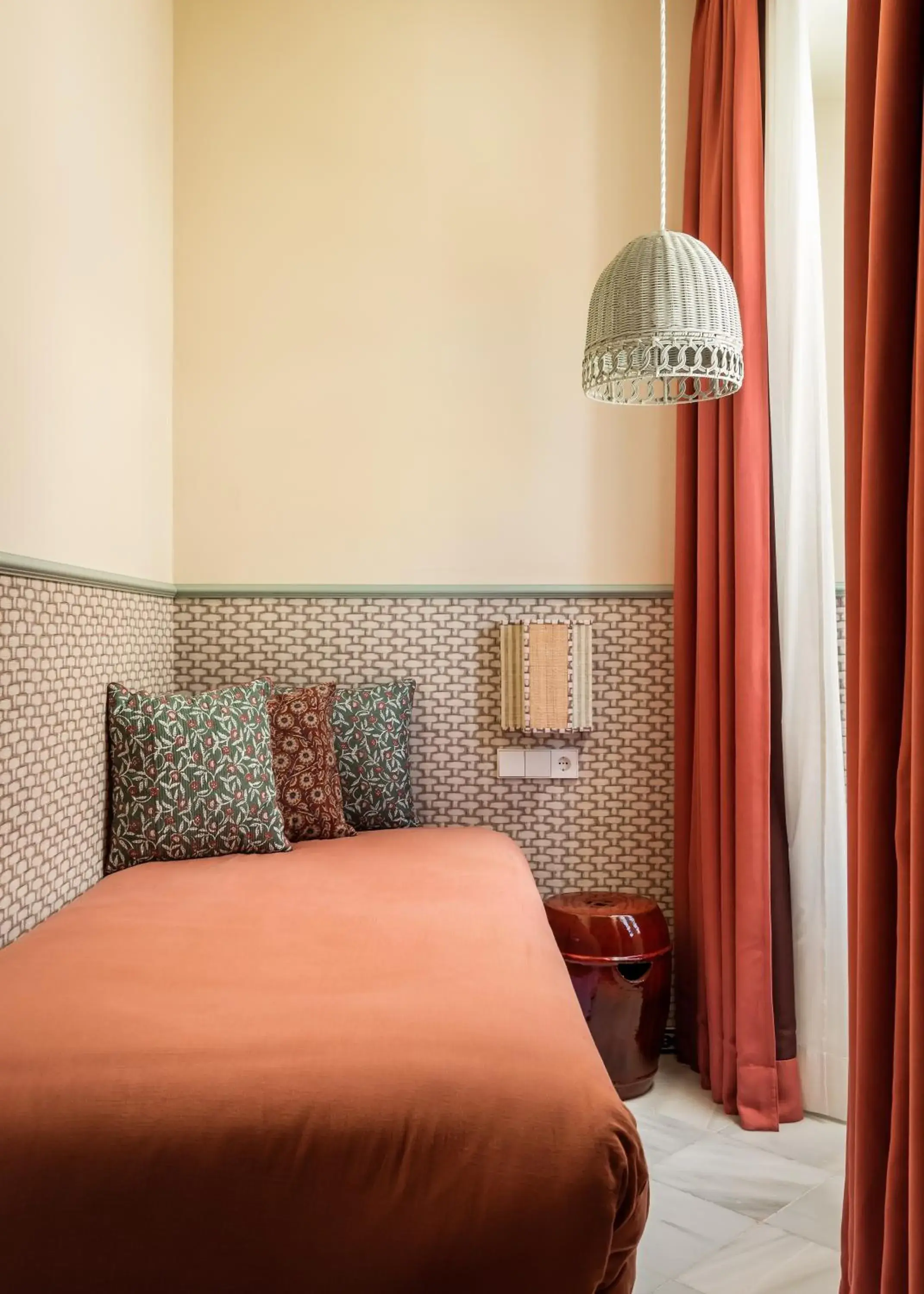 Standard Triple Room in BYPILLOW Abril Standard Triple Room in BYPILLOW Abril