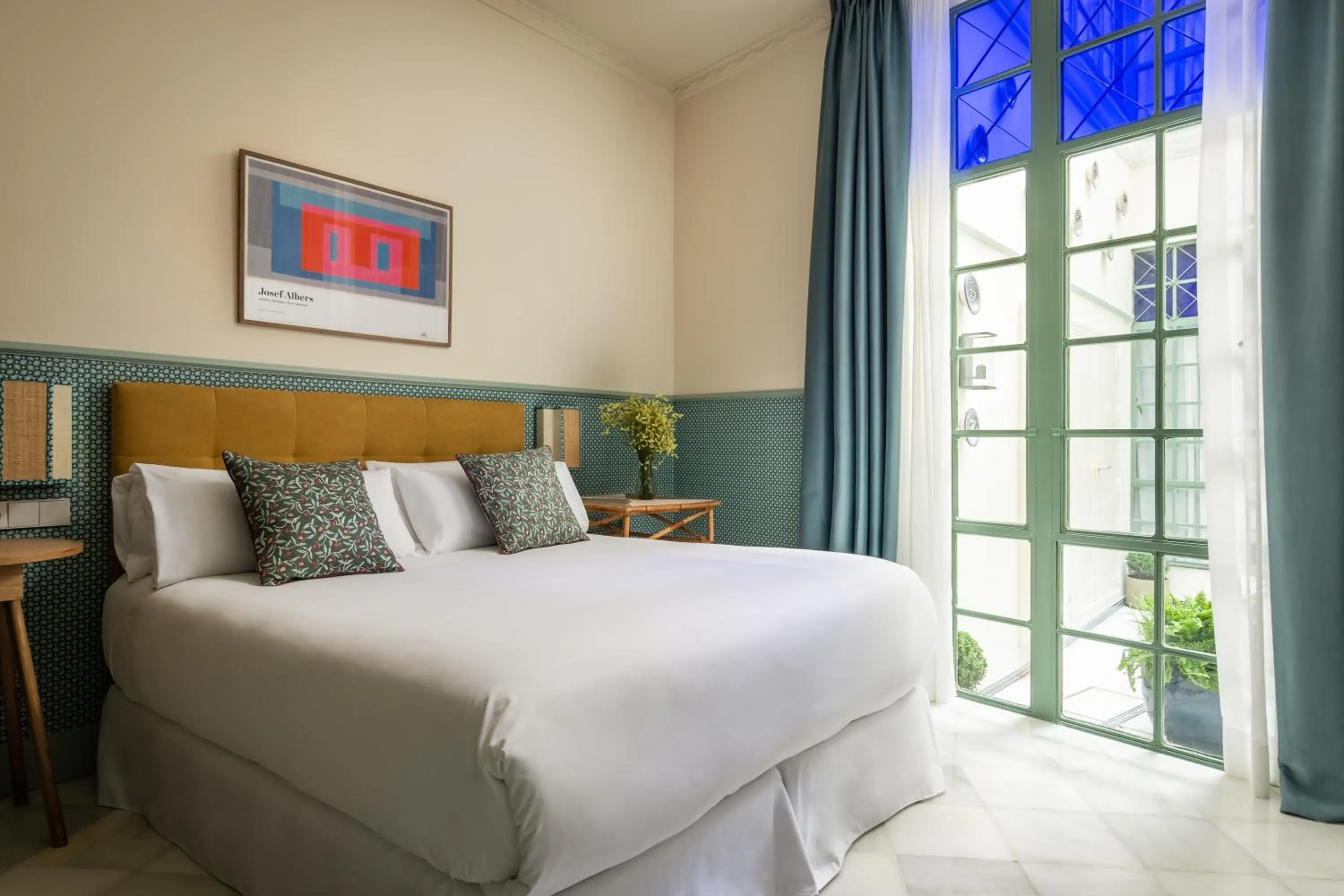 Bed in BYPILLOW Abril