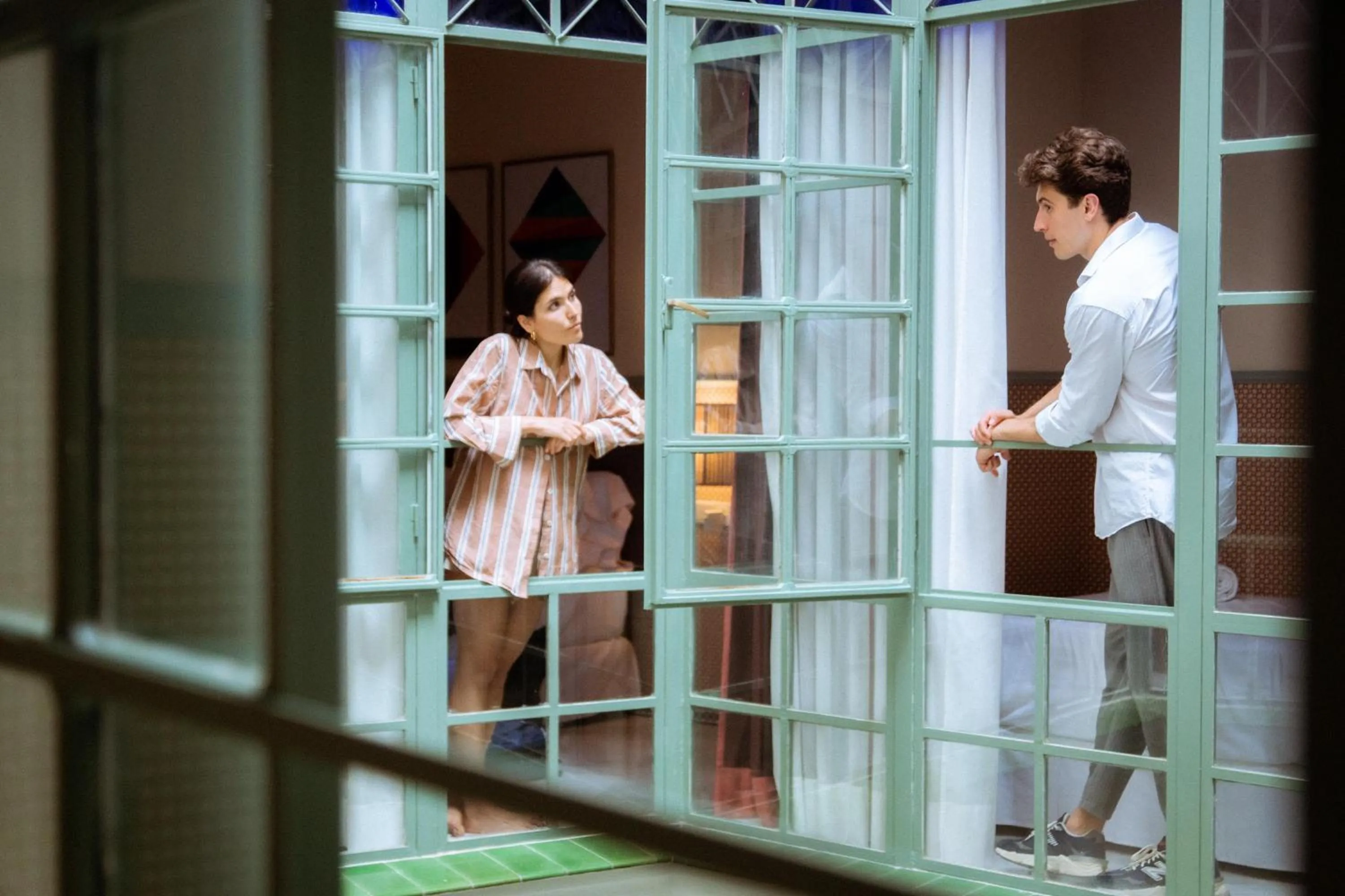 Photo of the whole room in BYPILLOW Abril