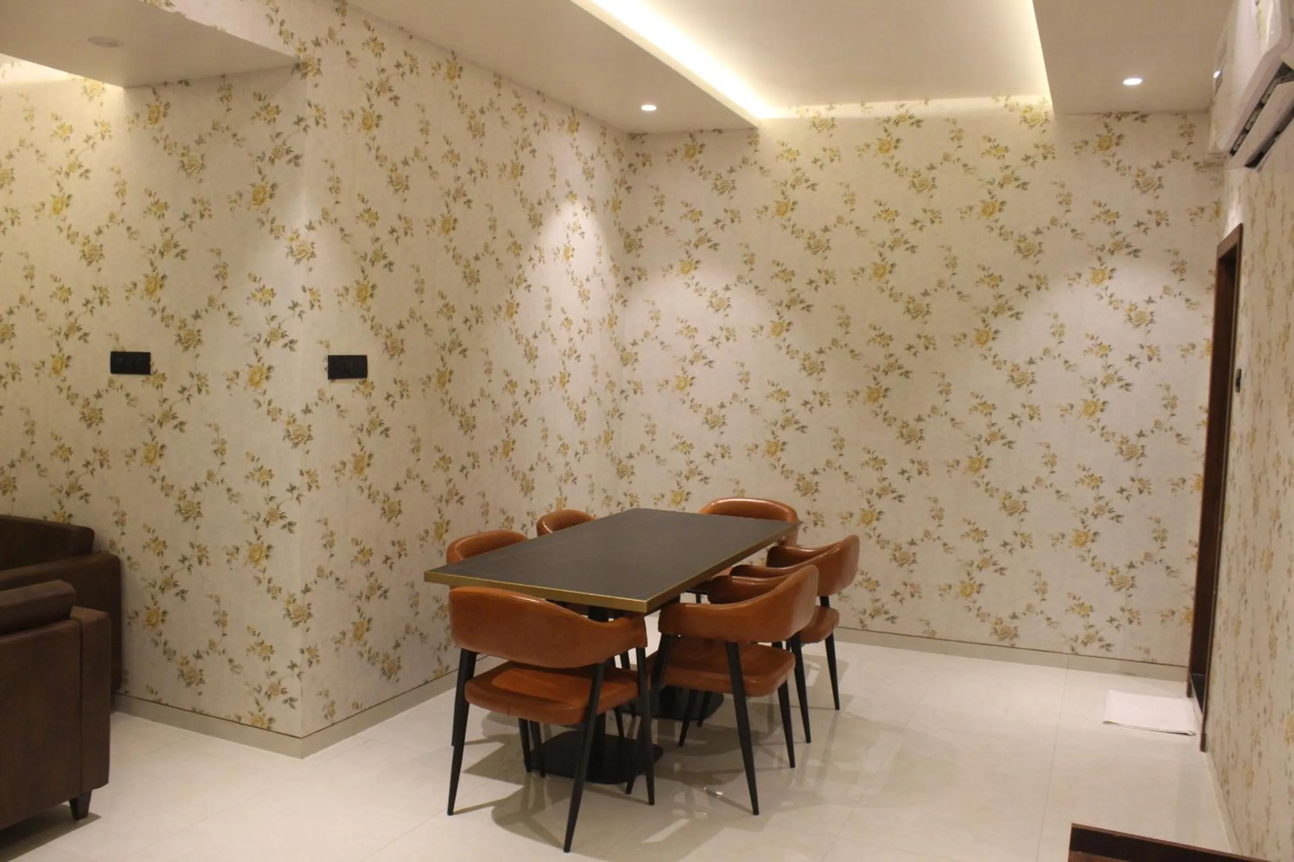 Seating area in Hotel Madhuban