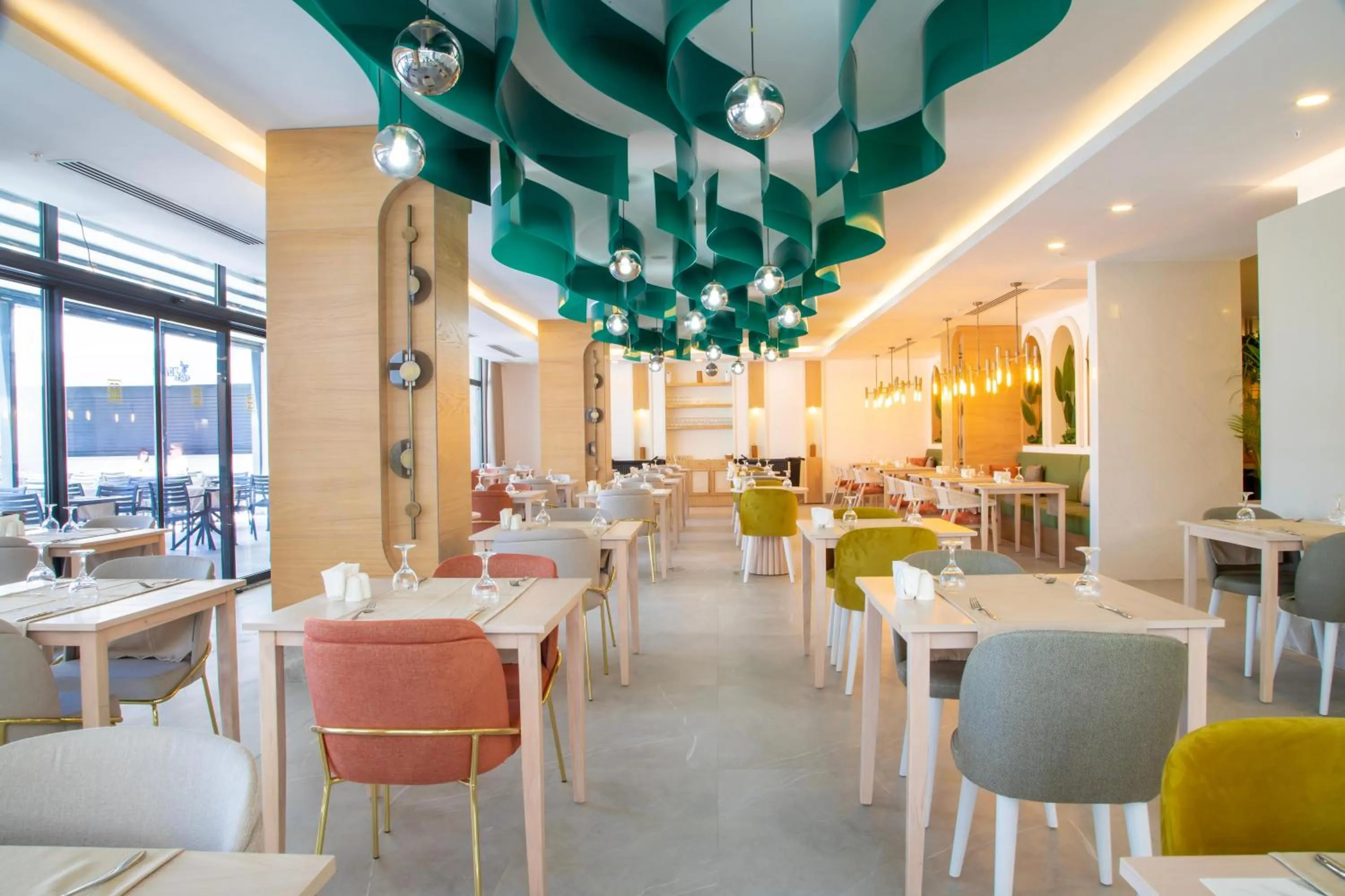 Restaurant/places to eat in Side Zeugma Hotel - Adult Only 16 Plus