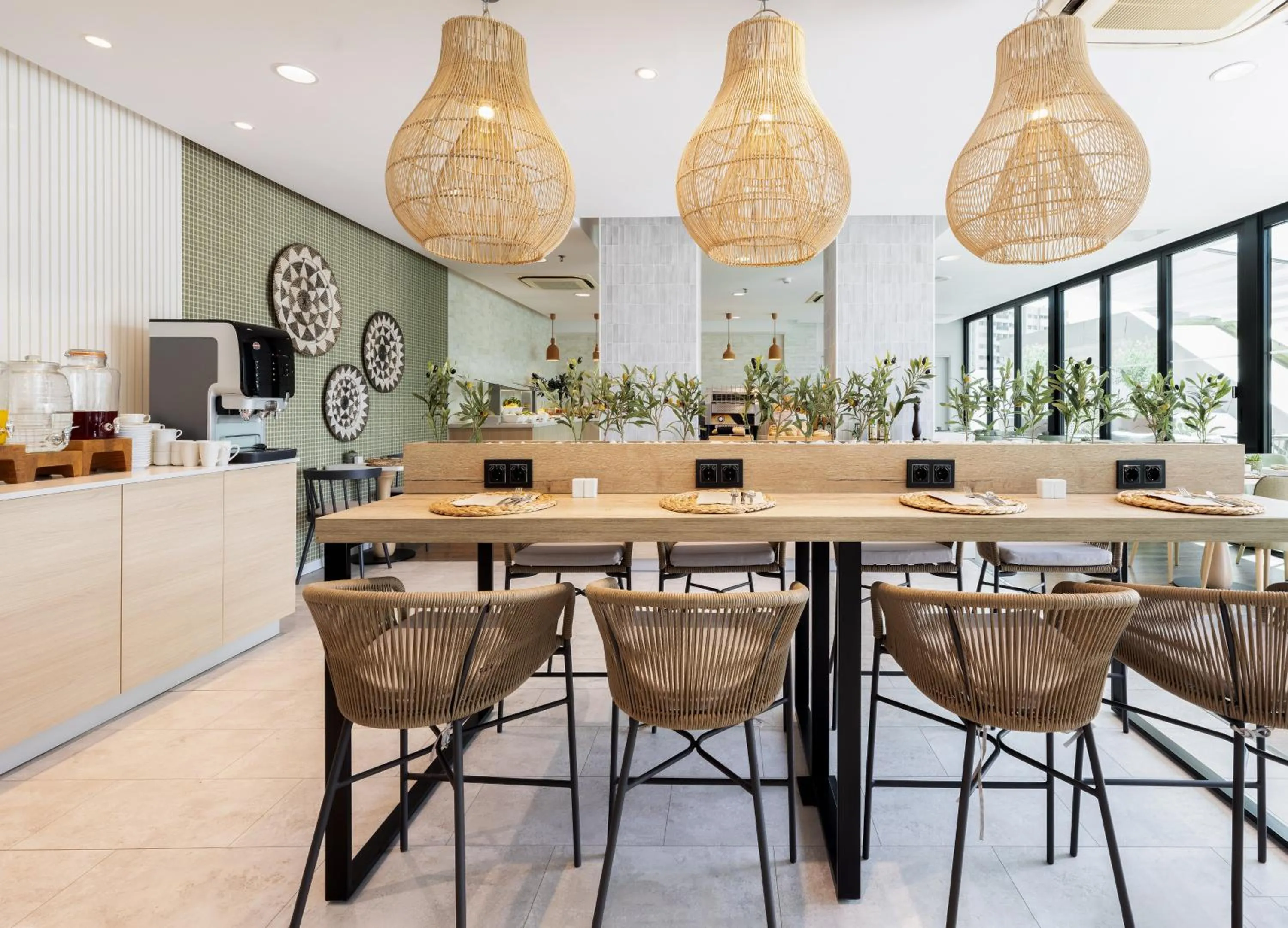 Restaurant/places to eat in Hotel Málaga Alameda Centro Affiliated by Meliá