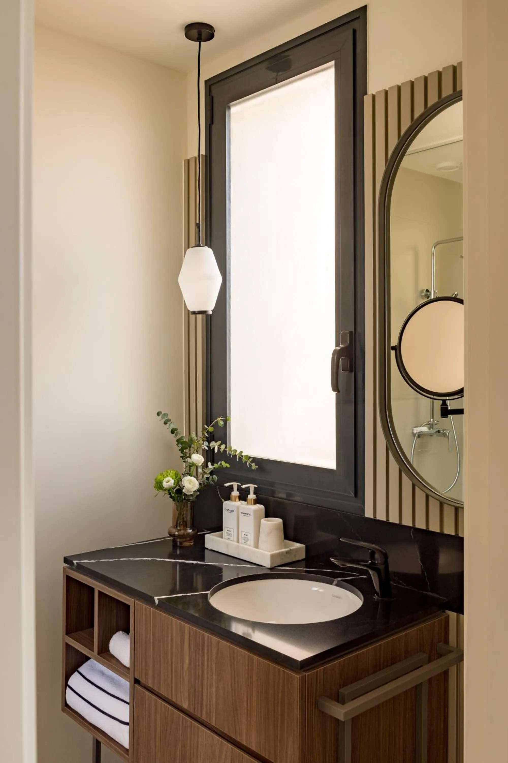 Bathroom in Hotel Madrid Atocha, Affiliated by Meli