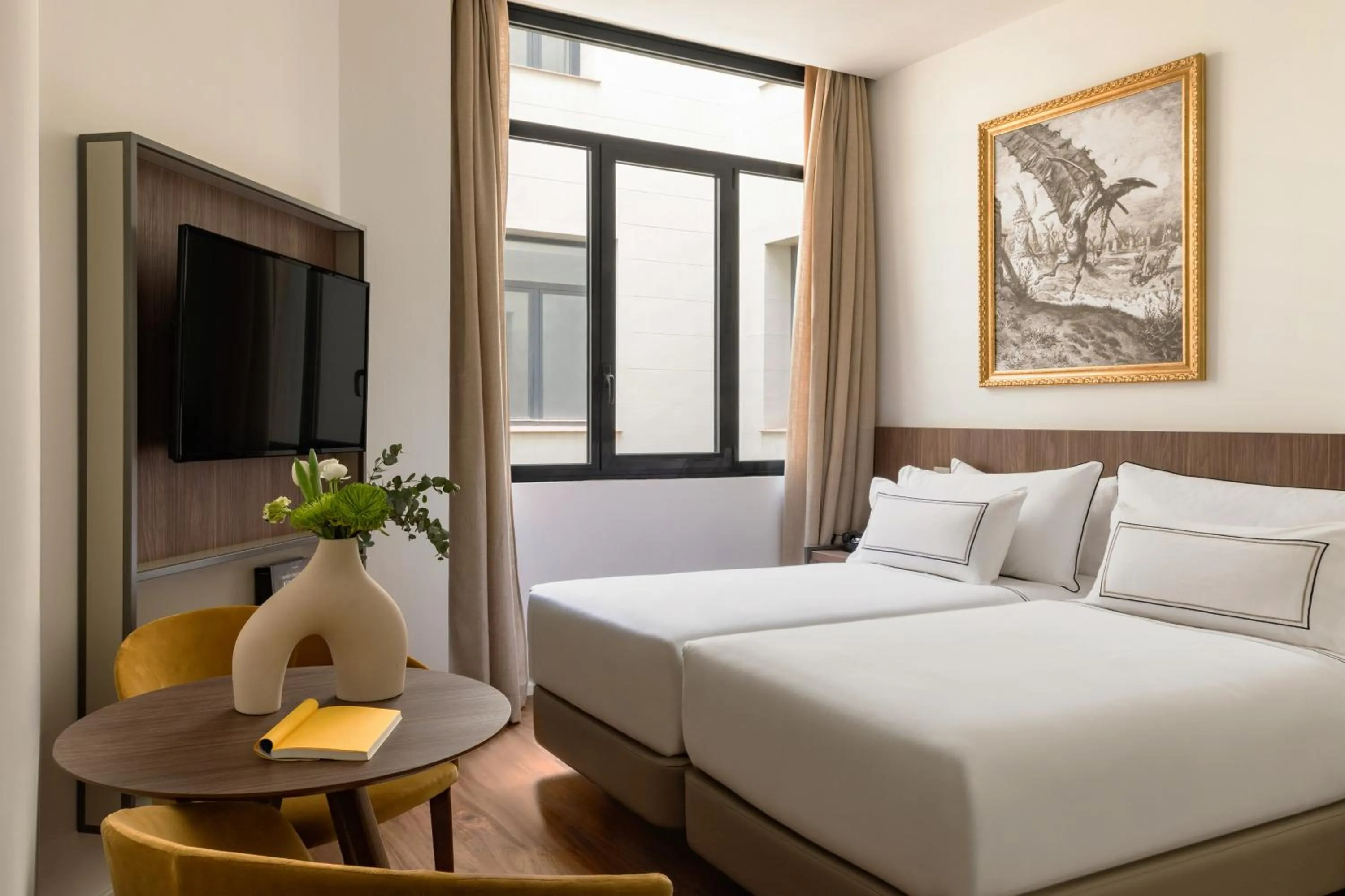 Bed in Hotel Madrid Atocha, Affiliated by Meli