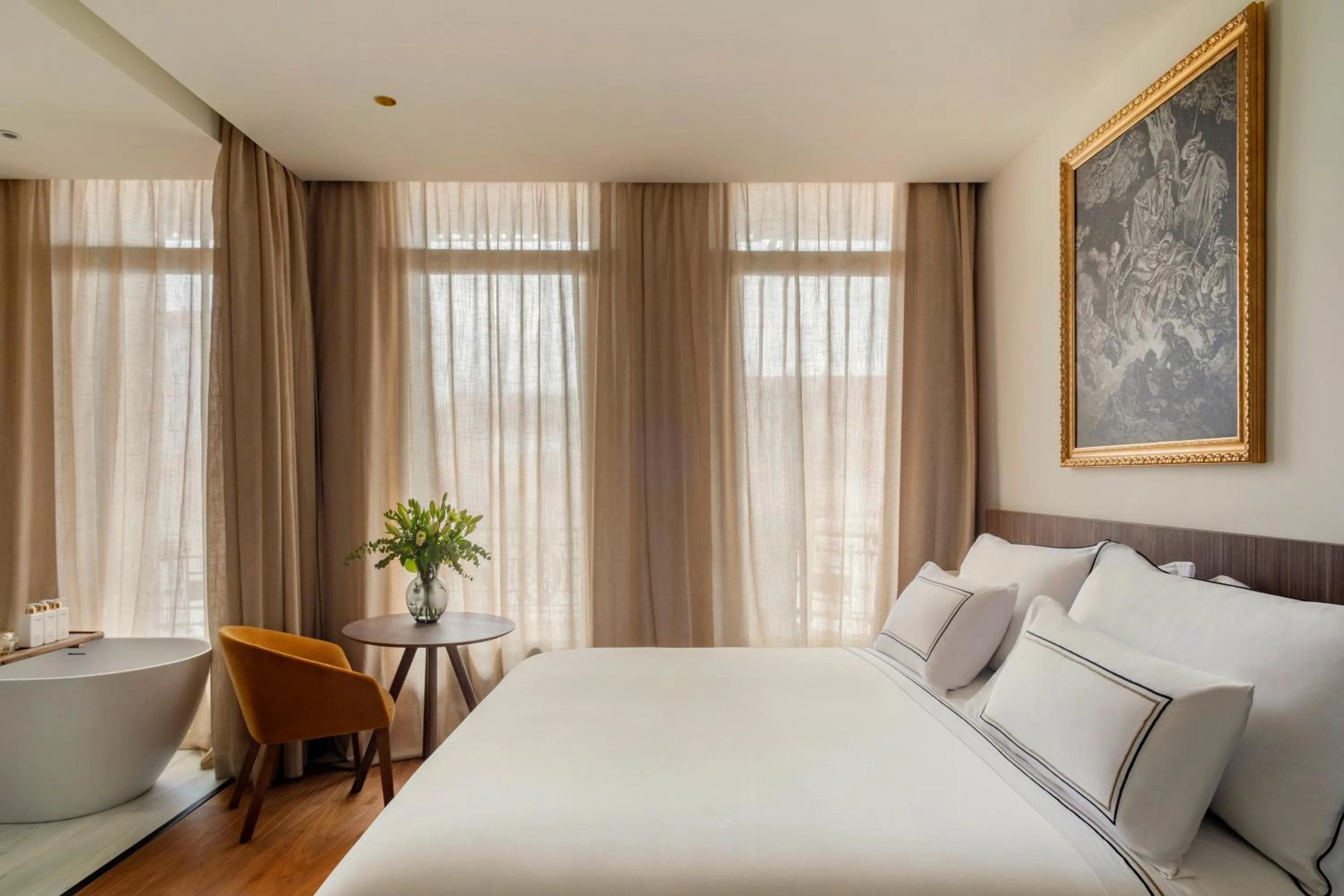 Bed in Hotel Madrid Atocha, Affiliated by Meli